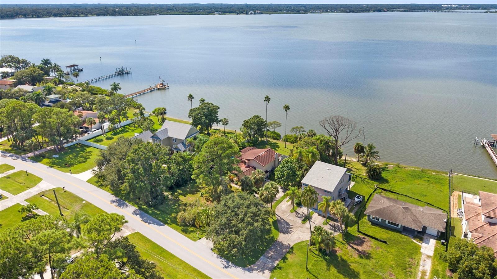 Photo of 600 SHORE DRIVE OLDSMAR FL 34677