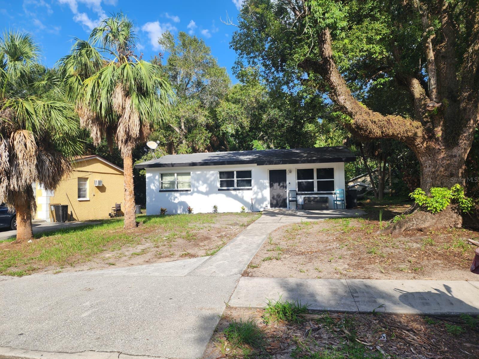 Photo of 621 LINCOLN AVENUE TARPON SPRINGS FL 34689