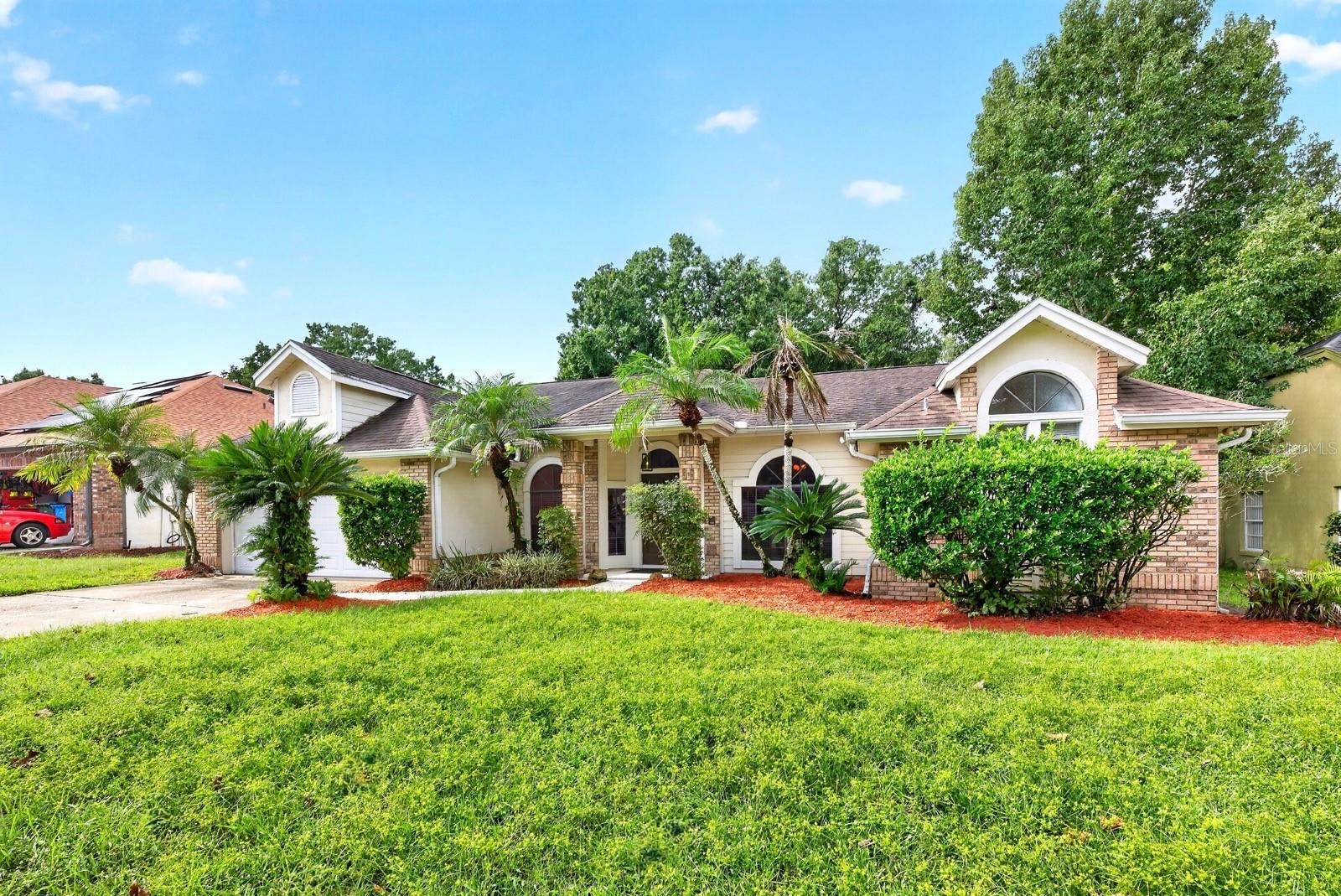 Photo of 1003 N MAGEE CREEK COURT OVIEDO FL 32765