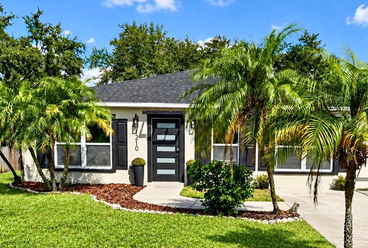 Photo of 1210 CASA BONITA AVENUE RUSKIN FL 33570