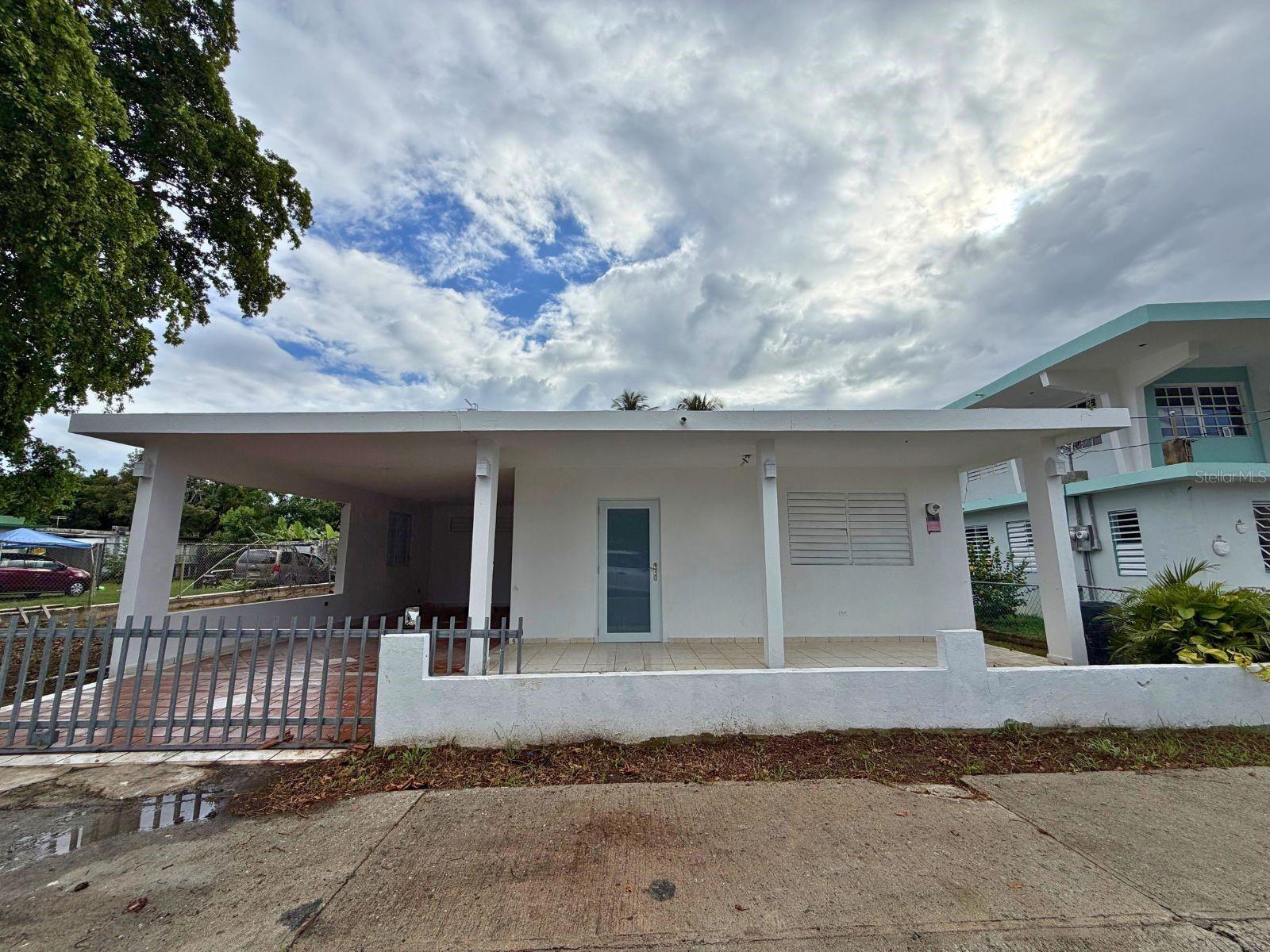 Photo of COMM PUNTA SANTIAGO #368 HUMACAO PR 00791
