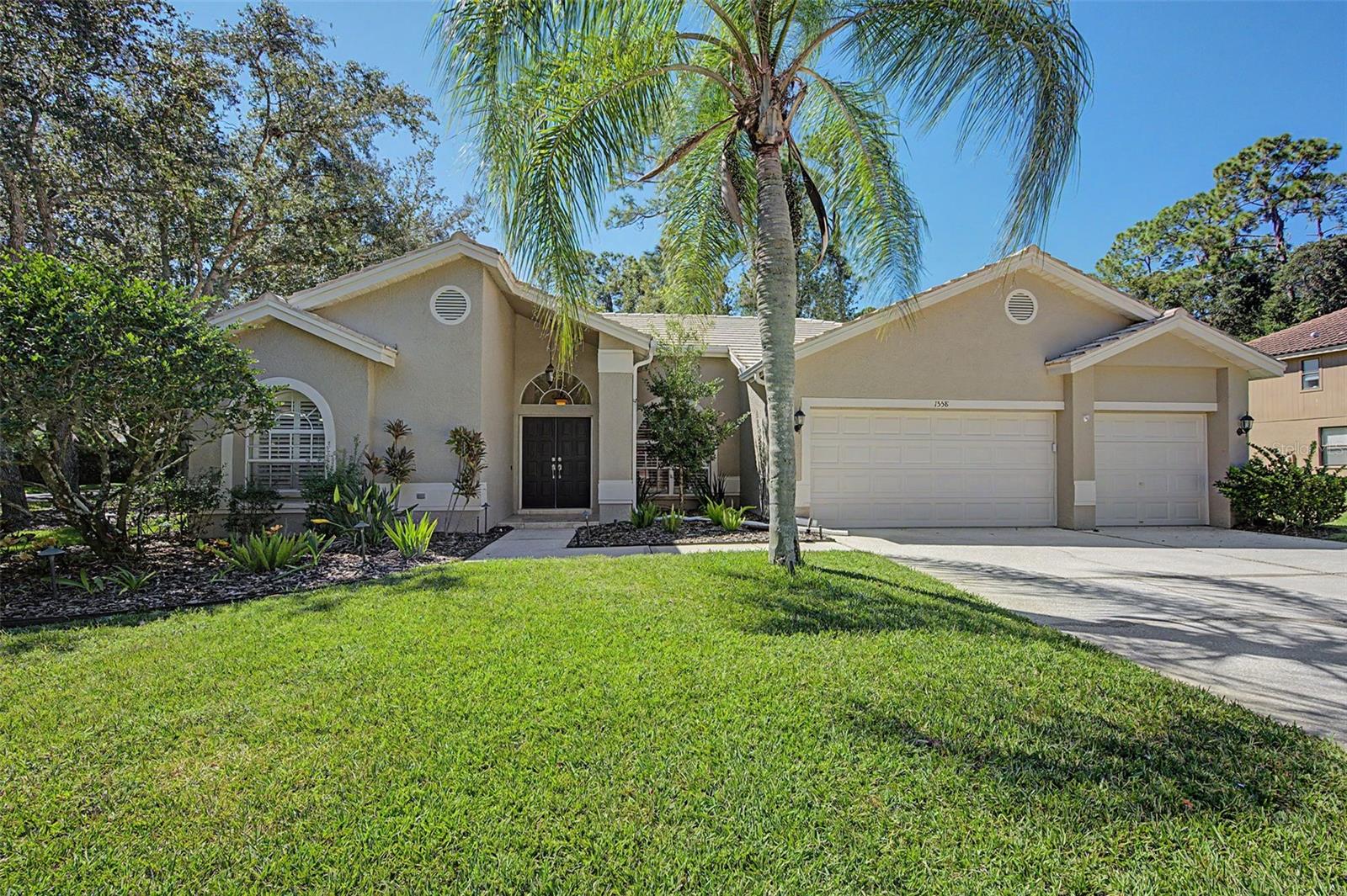 Photo of 1558 E LAKE WOODLANDS PARKWAY OLDSMAR FL 34677