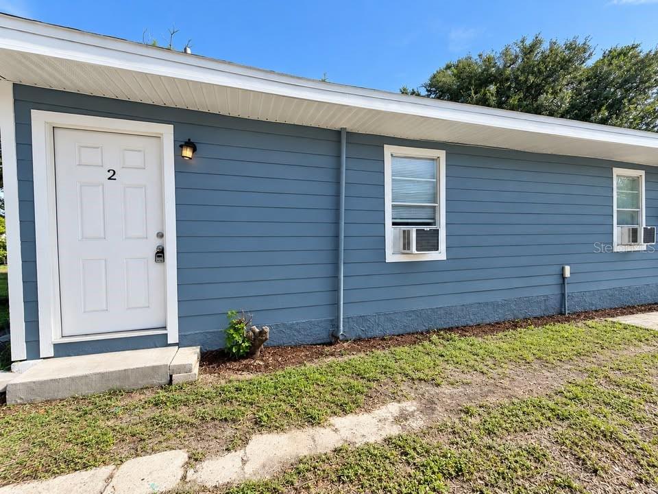 Photo of 1042 OMOHUNDRO AVENUE #2 LAKELAND FL 33805