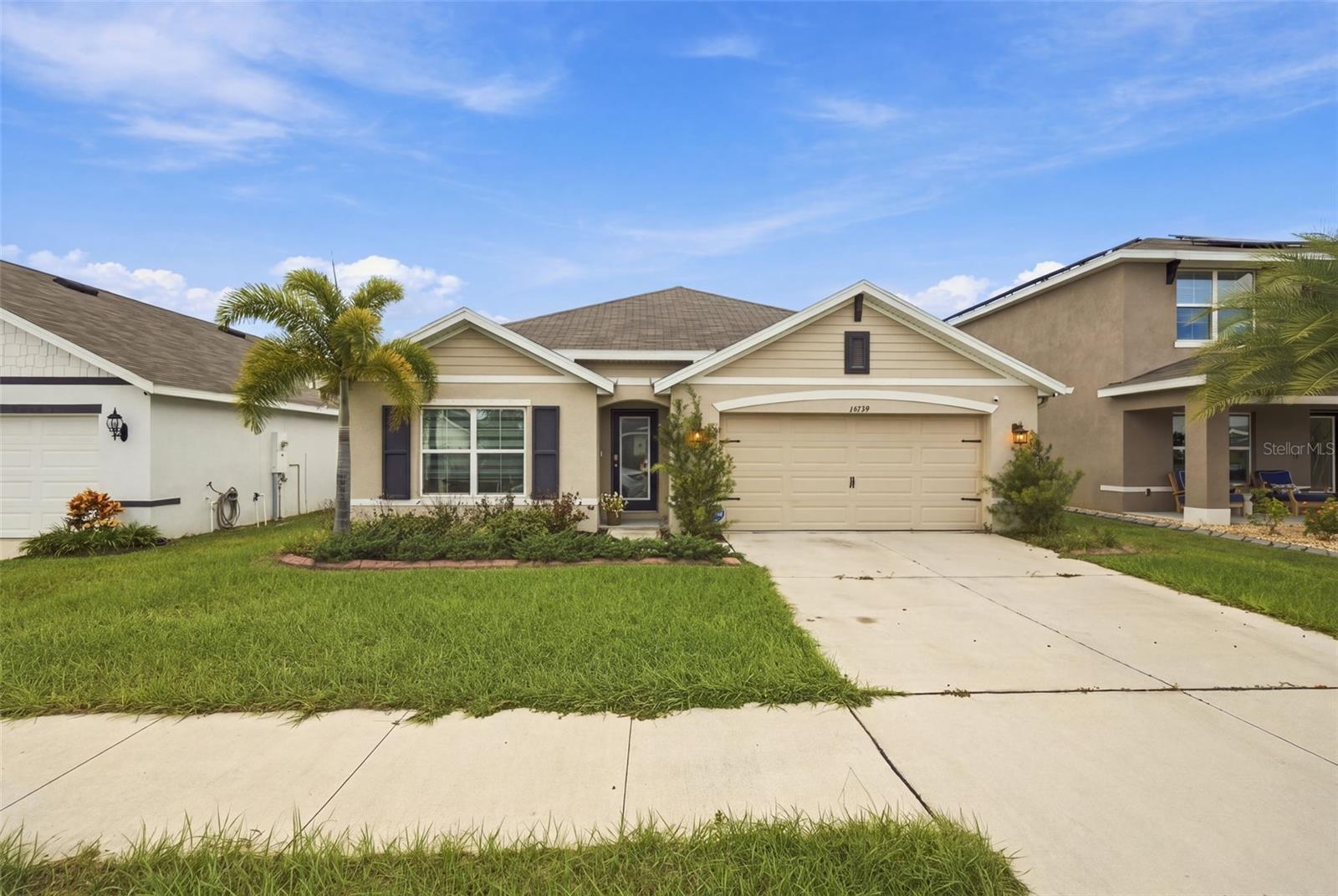 Photo of 16739 SUNBURST LAKE STREET WIMAUMA FL 33598