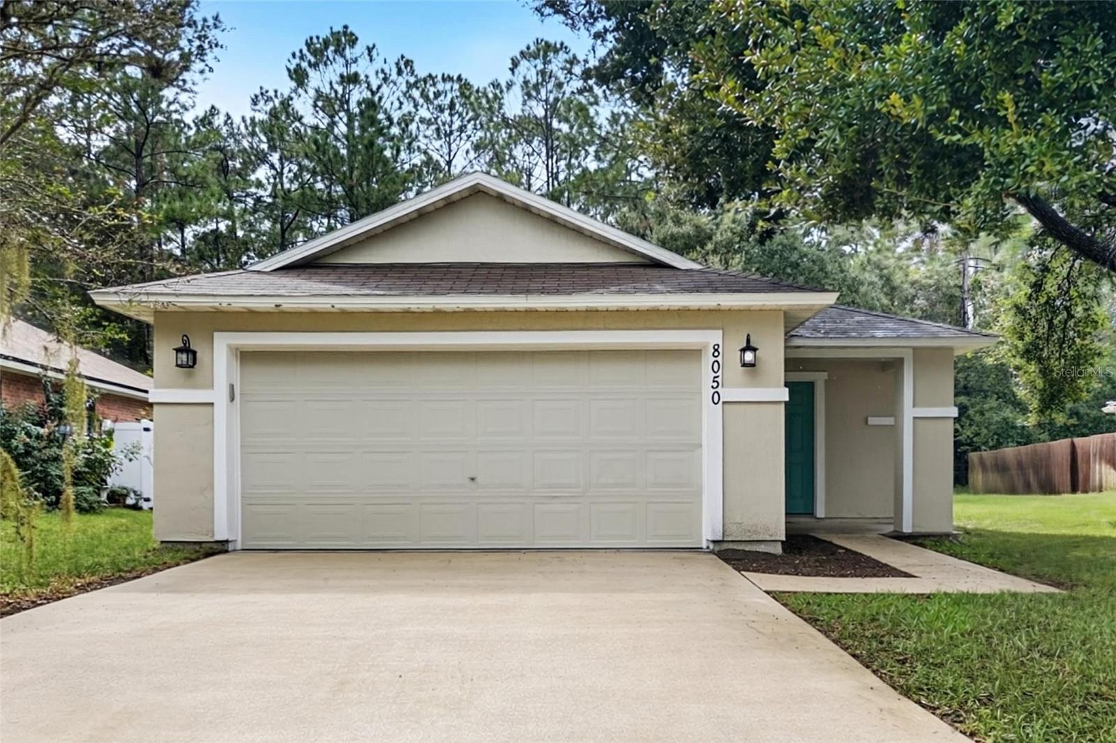 Photo of 8050 LEAFCREST DRIVE JACKSONVILLE FL 32244
