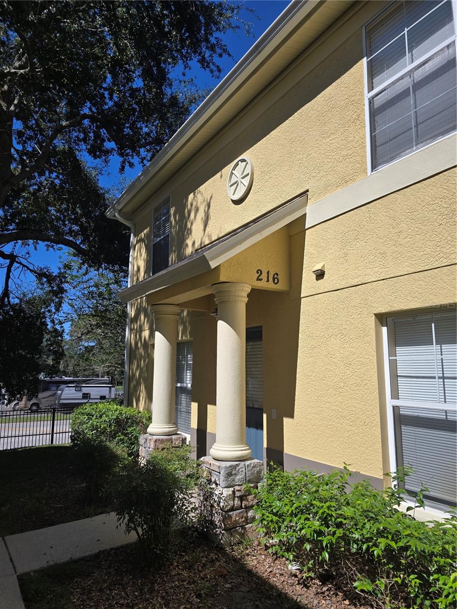 Photo of 216 DRAW BRIDGE LANE VALRICO FL 33594