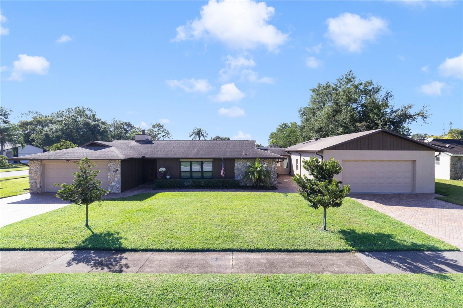 Photo of 4520 IRONSTONE CIRCLE ORLANDO FL 32812