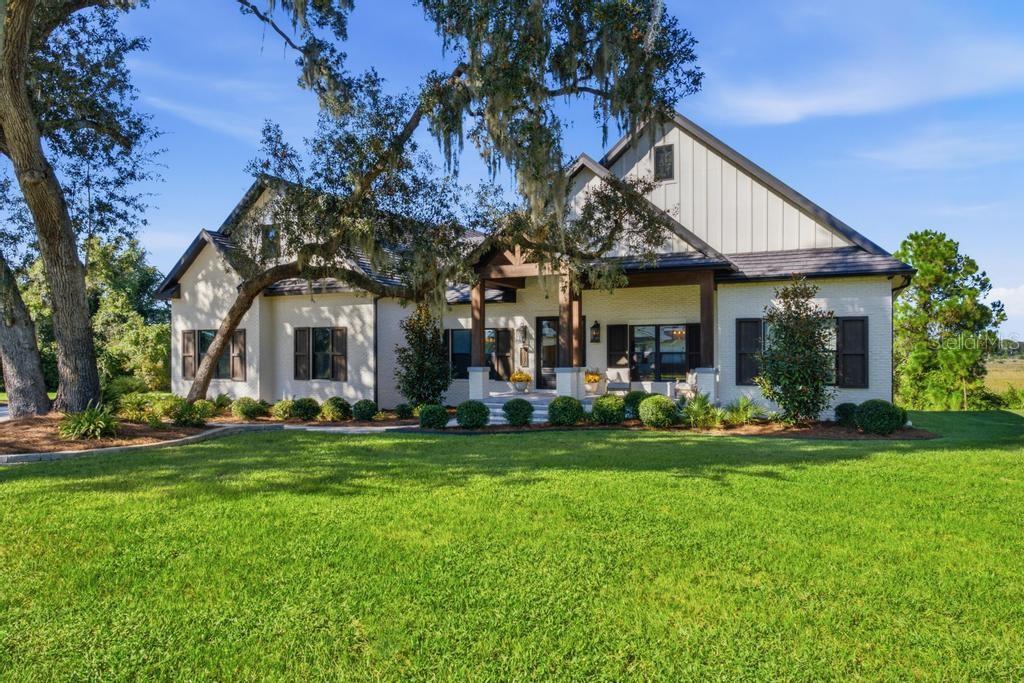 Photo of 467 LONG AND WINDING ROAD HOWEY IN THE HILLS FL 34737