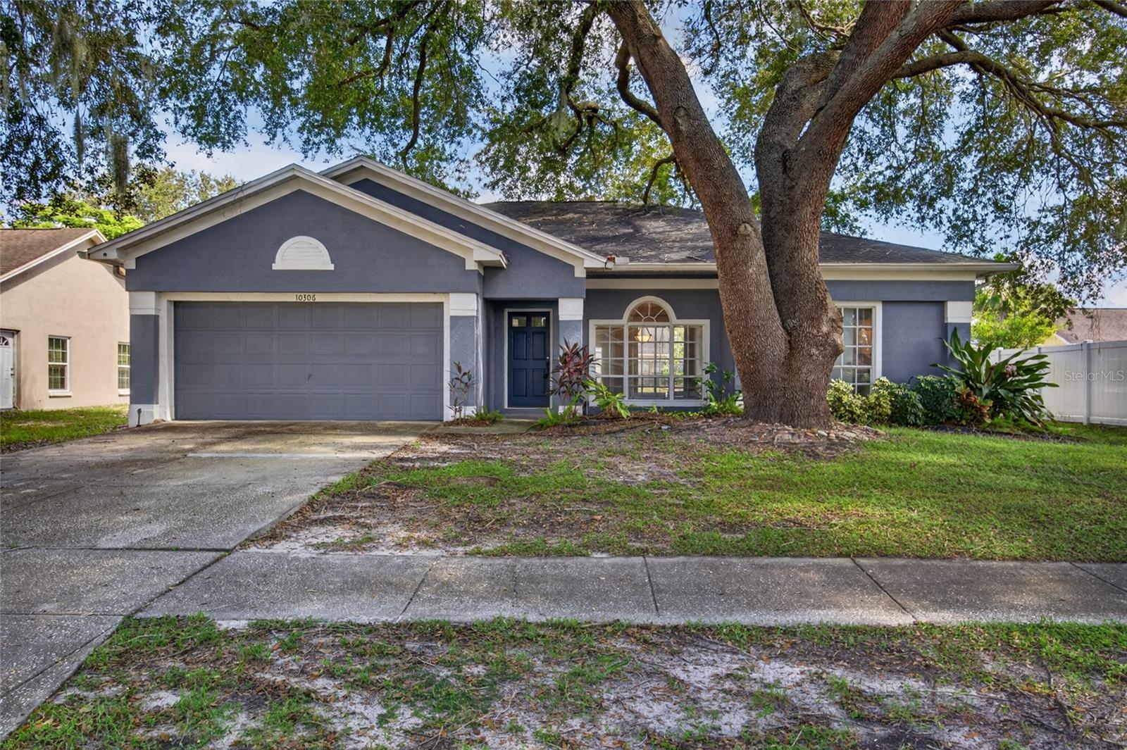 Photo of 10306 EARLY MIST LANE RIVERVIEW FL 33569