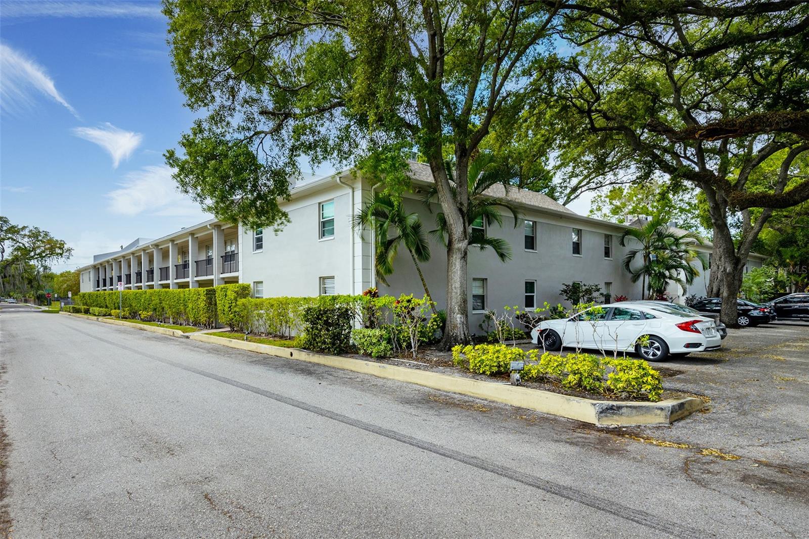 Photo of 5221 BAYSHORE BOULEVARD #26 TAMPA FL 33611