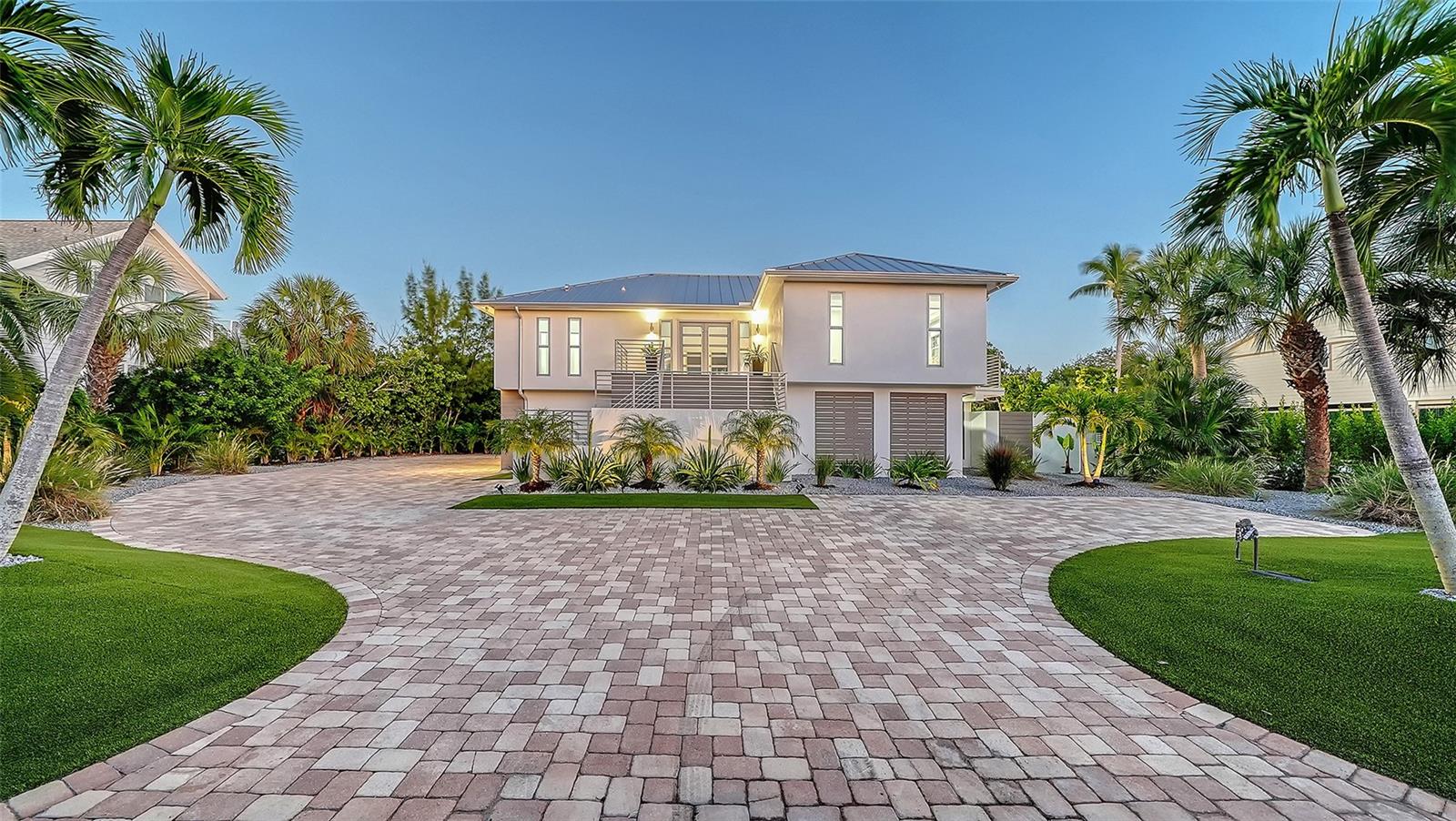 Photo of 660 PENFIELD STREET LONGBOAT KEY FL 34228