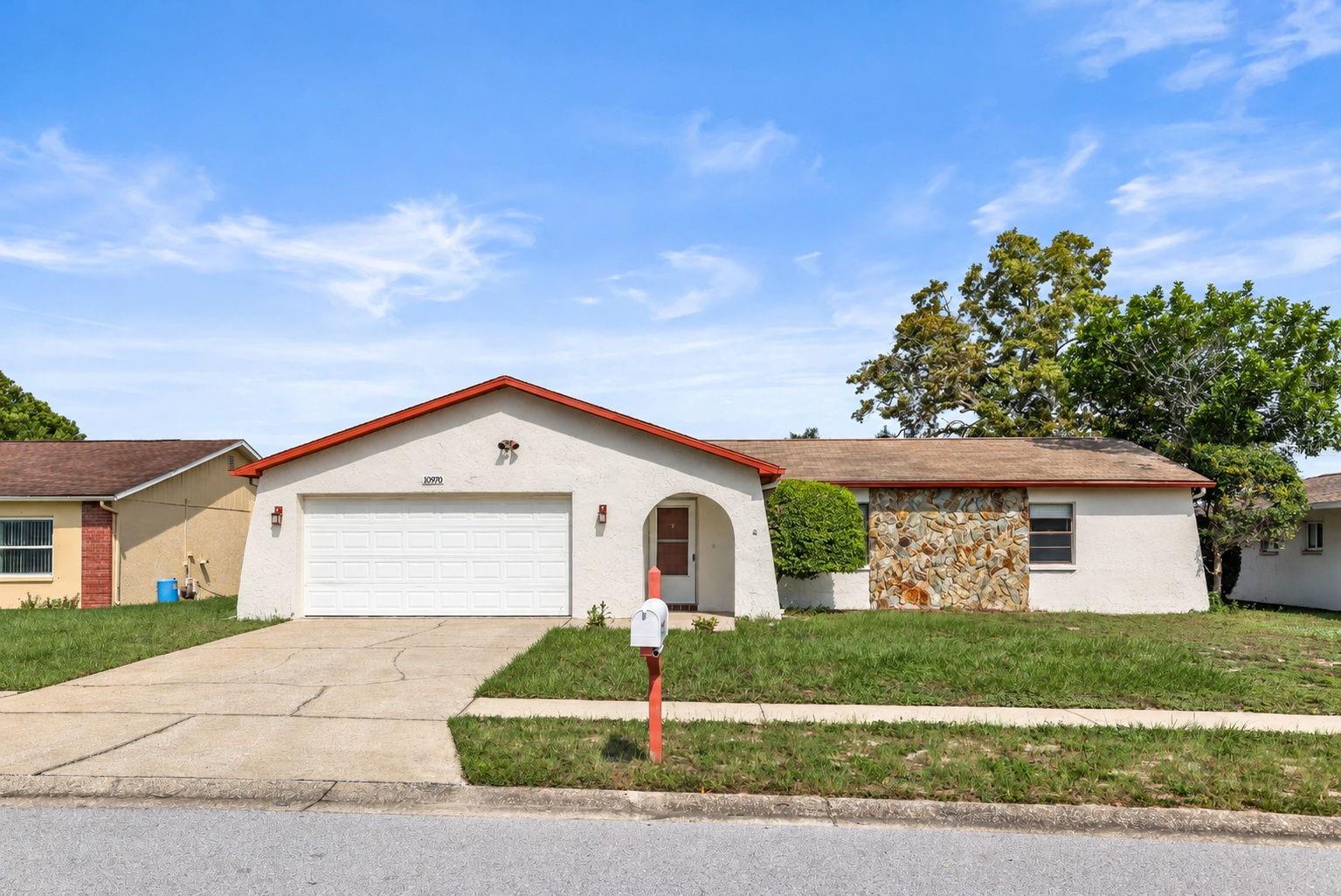 Photo of 10970 PEPPERTREE LANE PORT RICHEY FL 34668