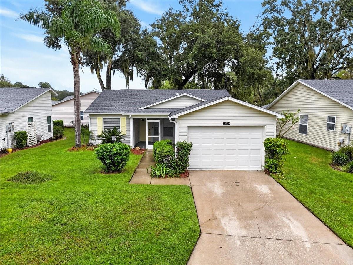Photo of 32226 SUMMERTREE CIRCLE LEESBURG FL 34748
