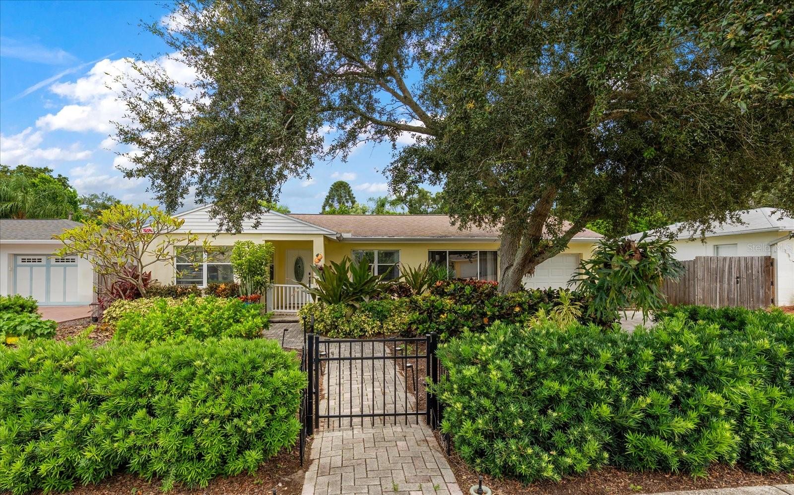 Photo of 220 UNION STREET DUNEDIN FL 34698