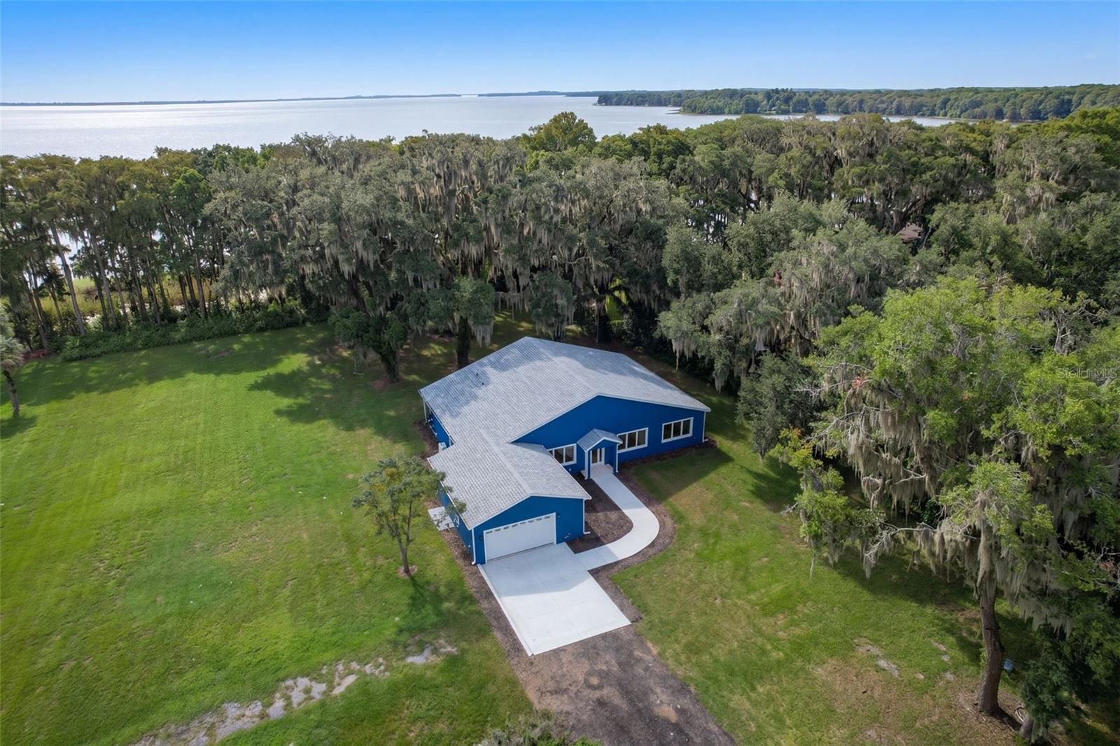 Photo of 4410 CORLEY ISLAND ROAD LEESBURG FL 34748