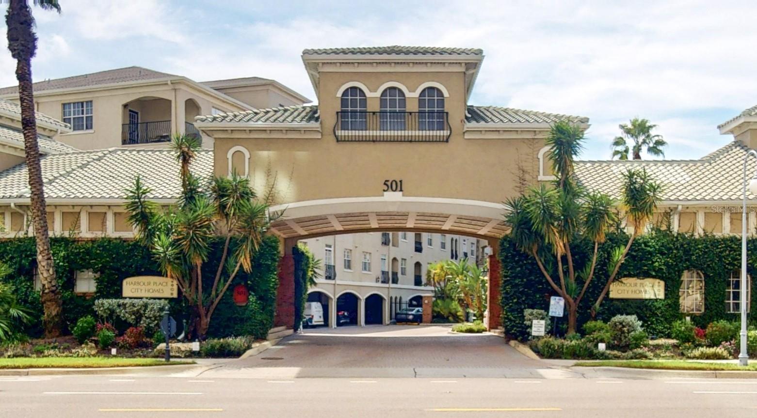 Photo of 501 KNIGHTS RUN AVENUE #2121 TAMPA FL 33602