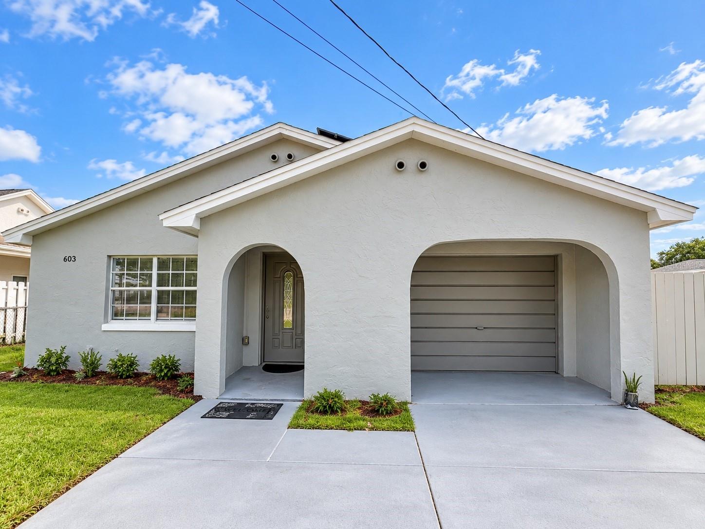 Photo of 603 N FORREST AVENUE KISSIMMEE FL 34741