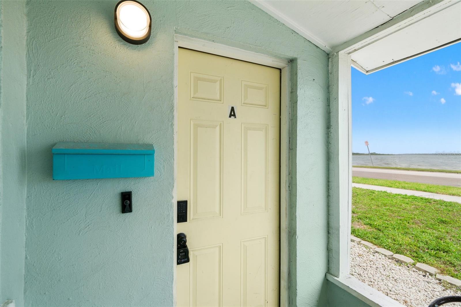 Photo of 1307 S BERMUDA BOULEVARD TAMPA FL 33605