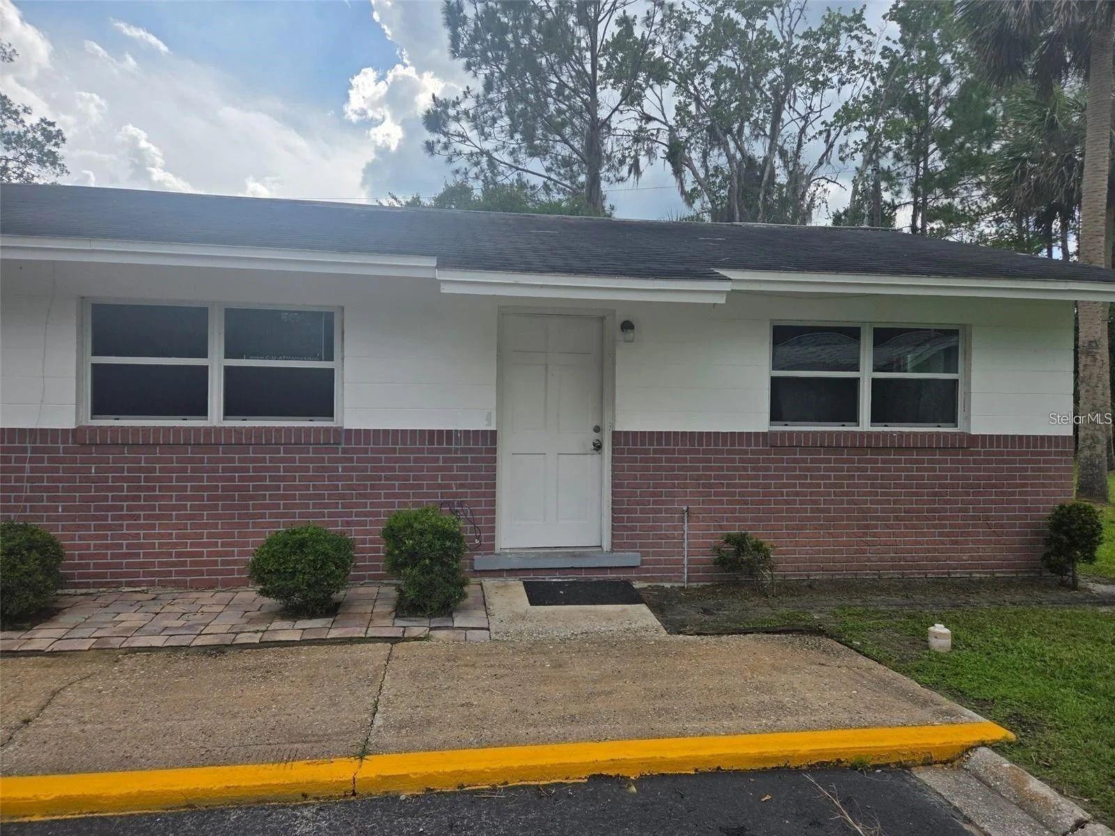 Photo of 401 HIBISCUS AVENUE #2 BUNNELL FL 32110