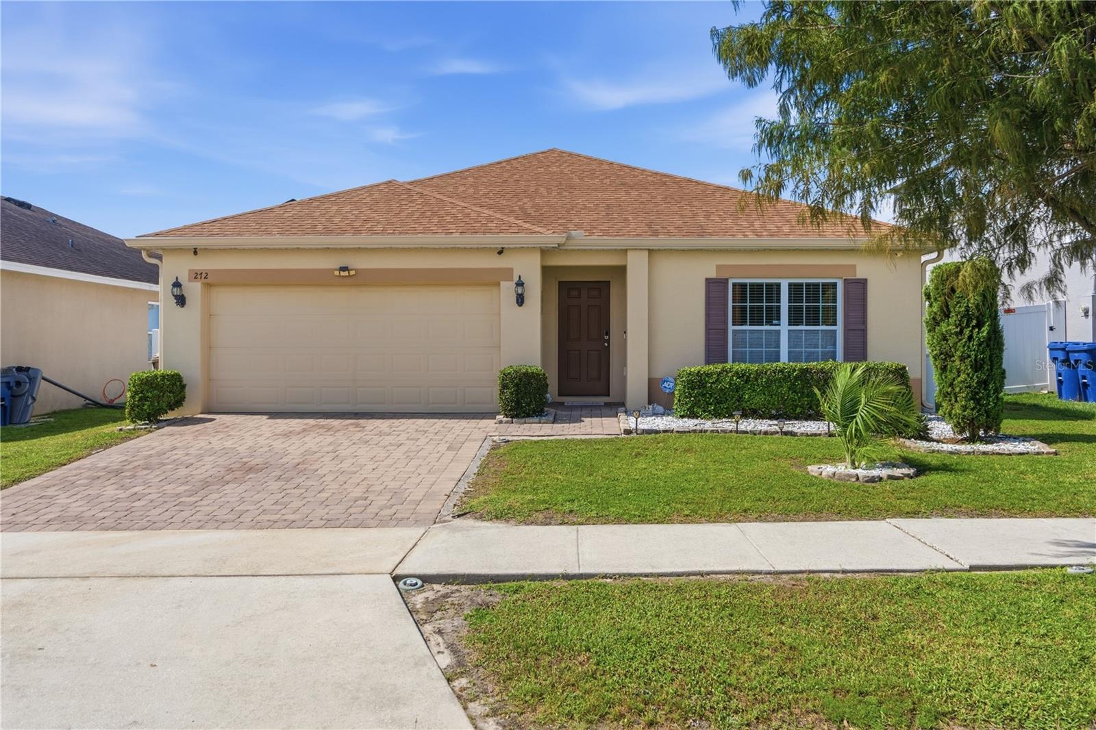 Photo of 272 SPARROW HAWK DRIVE GROVELAND FL 34736