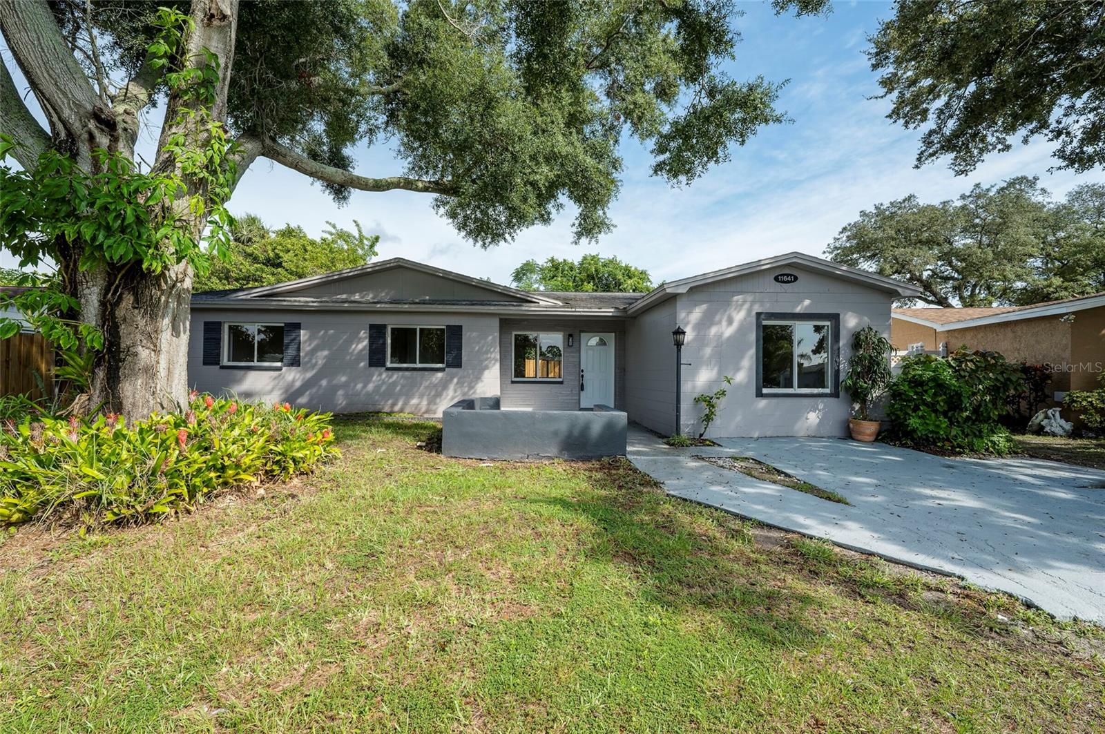 Photo of 11641 129TH AVENUE SEMINOLE FL 33778