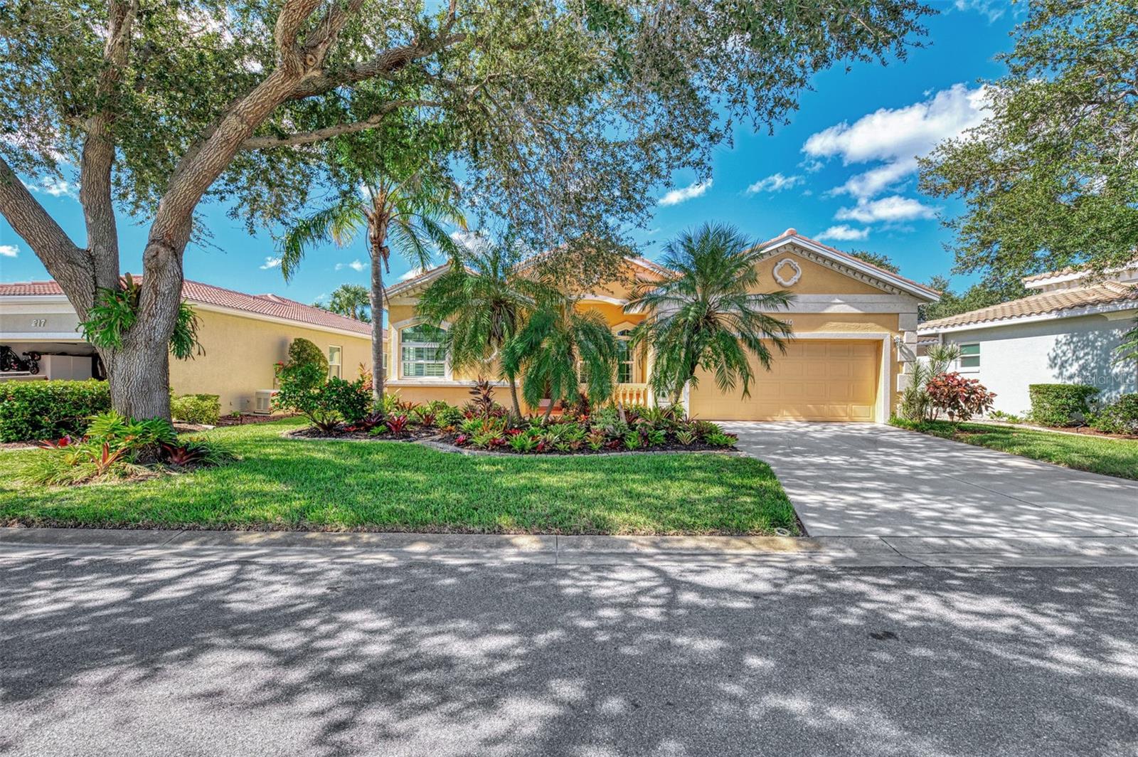 Photo of 219 RIO TERRA VENICE FL 34285
