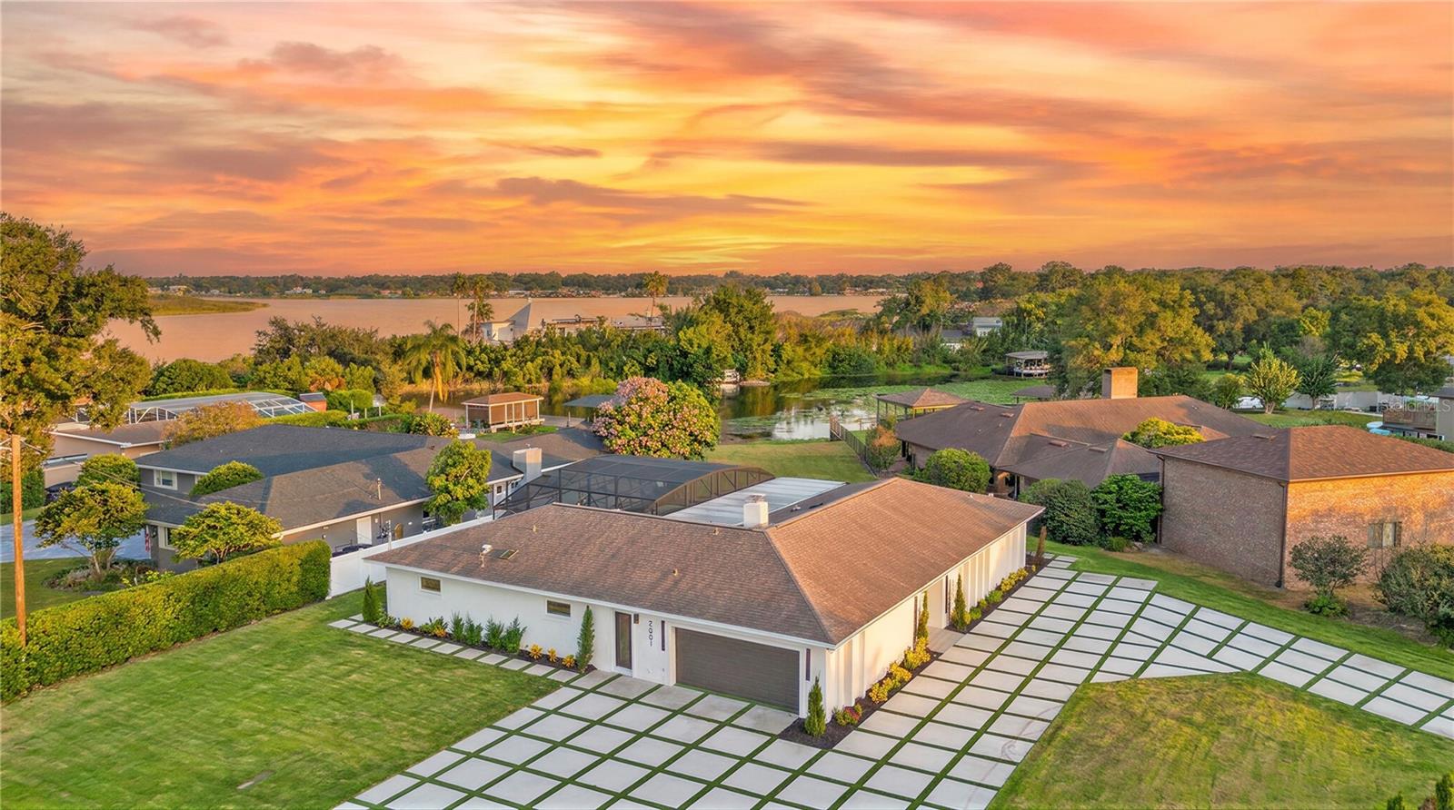 Photo of 5031 SAINT DENIS COURT BELLE ISLE FL 32812