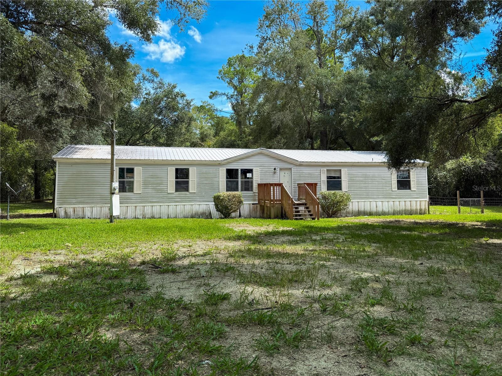 Photo of 19413 SW STATE ROAD 47 FORT WHITE FL 32038