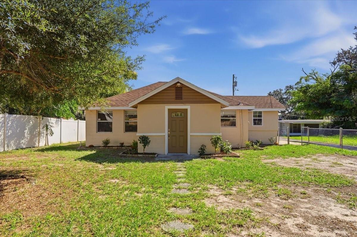 Photo of 618 4TH STREET LAKE WALES FL 33853