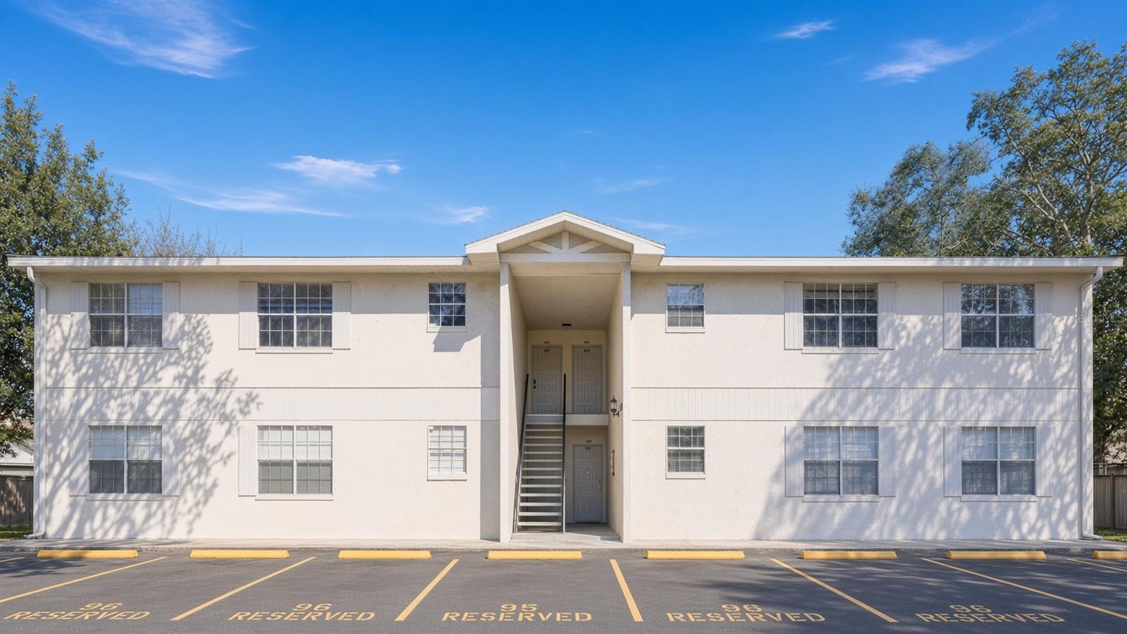 Photo of 14462 REUTER STRASSE CIRCLE #603 TAMPA FL 33613