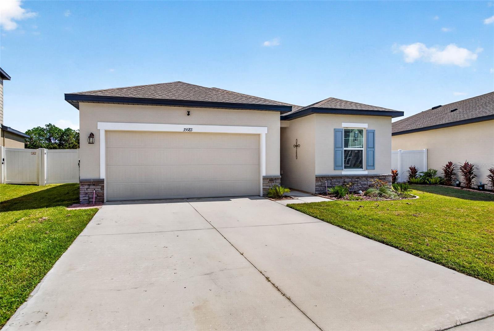 Photo of 35683 BUTTONWEED TRAIL ZEPHYRHILLS FL 33541