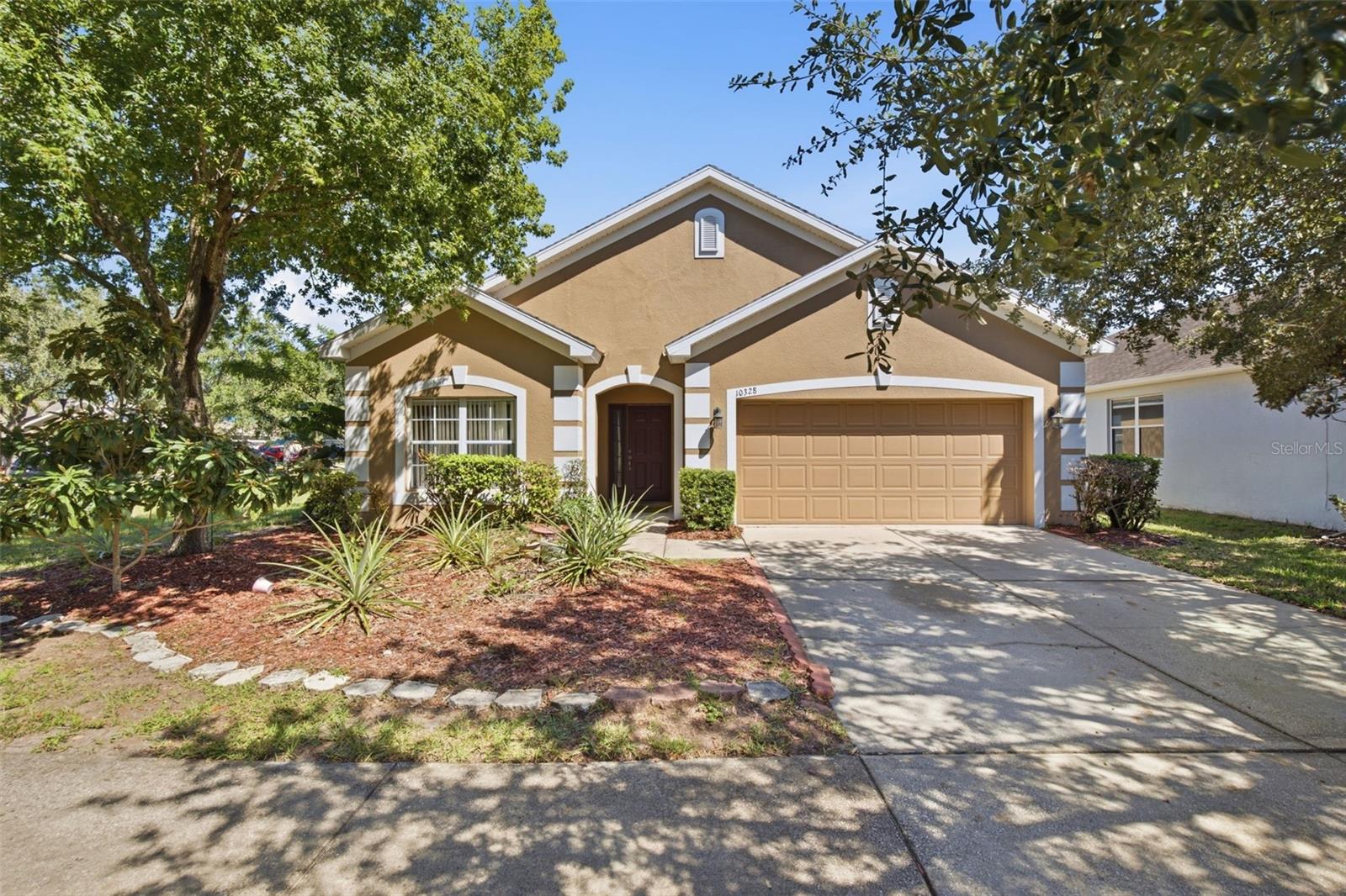 Photo of 10328 CELTIC ASH DRIVE RUSKIN FL 33573