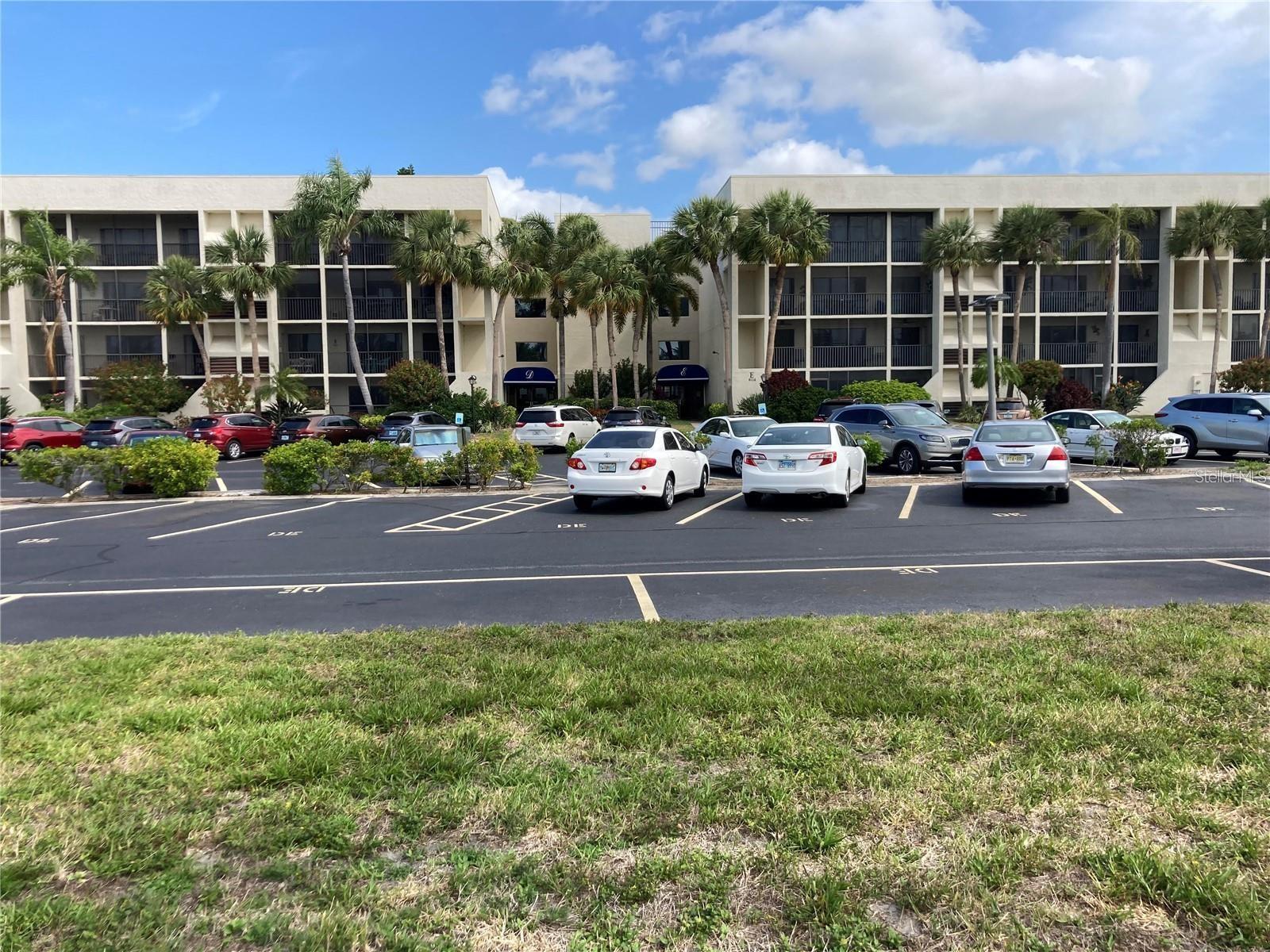 Photo of 6116 43RD STREET #303D BRADENTON FL 34210