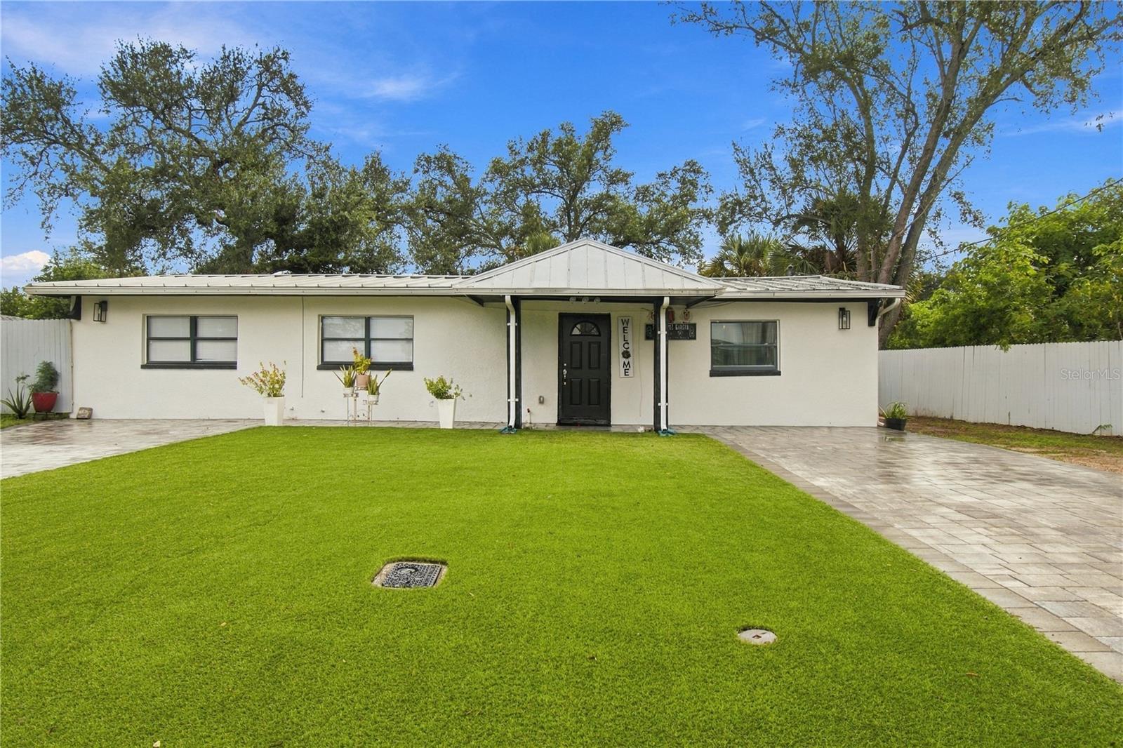 Photo of 305 LIME TREE ROAD TAMPA FL 33619