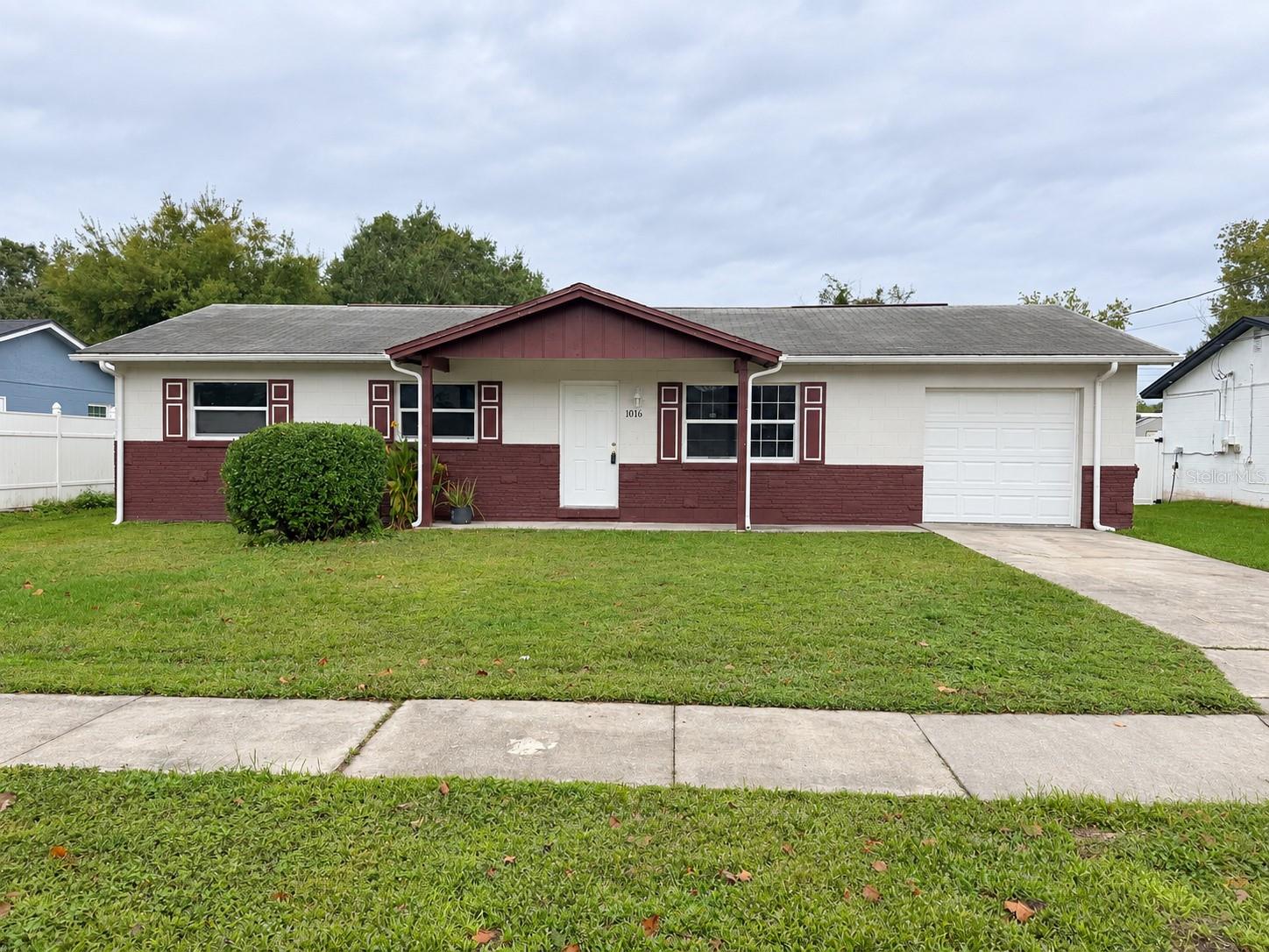 Photo of 1016 N FORREST AVENUE KISSIMMEE FL 34741