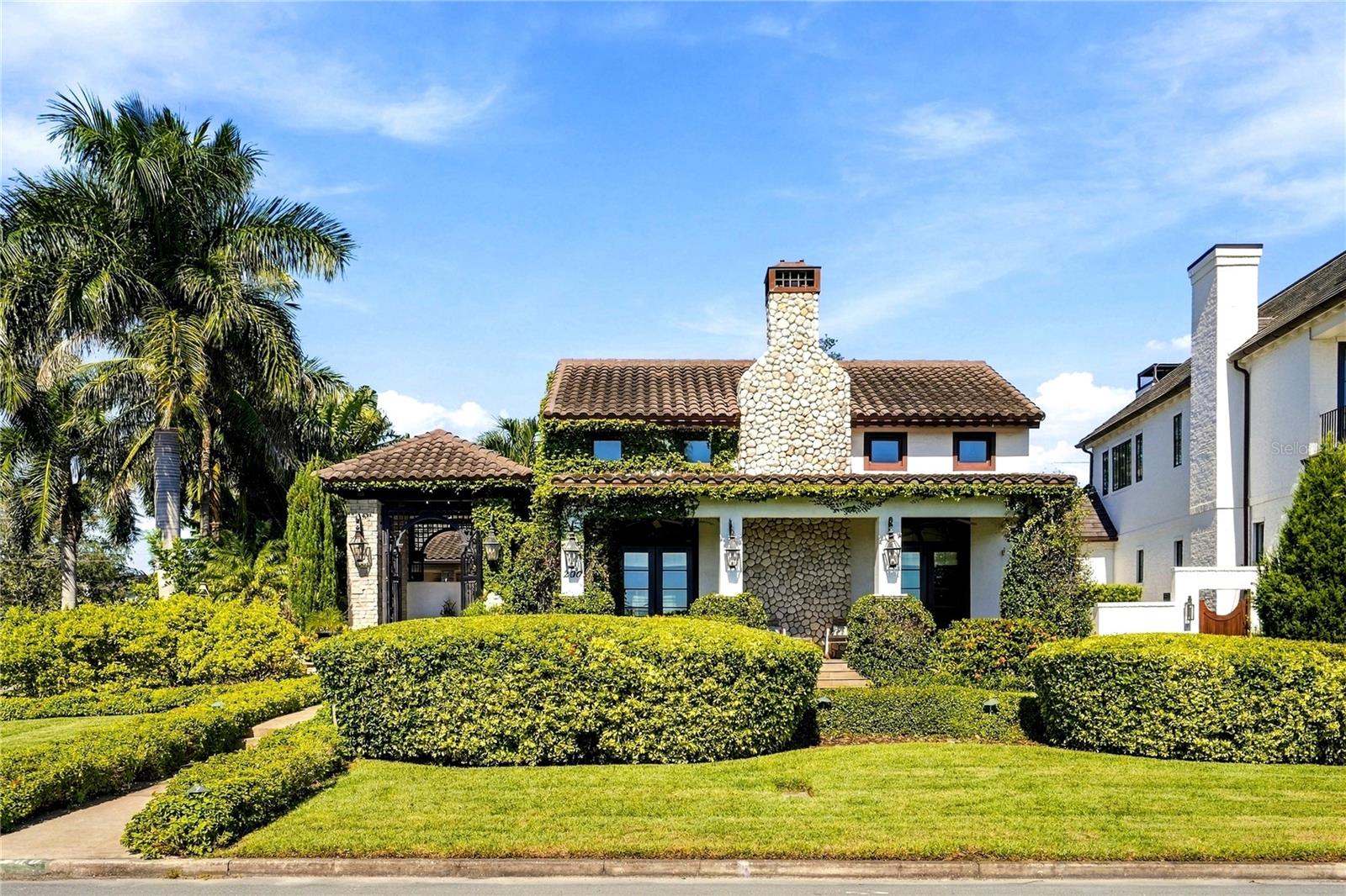 Photo of 200 BRIGHTWATERS BOULEVARD ST PETERSBURG FL 33704