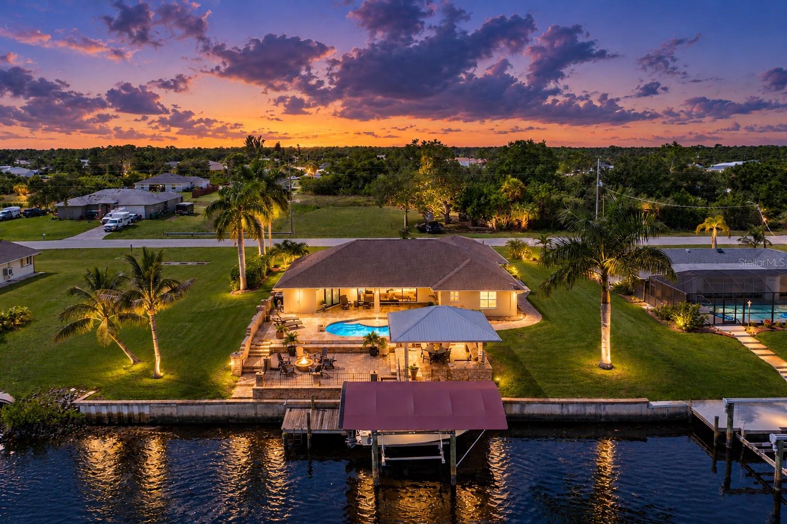 Photo of 4282 GILLOT BOULEVARD PORT CHARLOTTE FL 33981