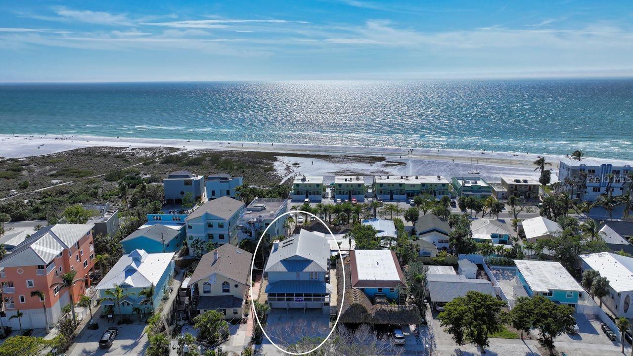 Photo of 126 AVENIDA VENECCIA SARASOTA FL 34242