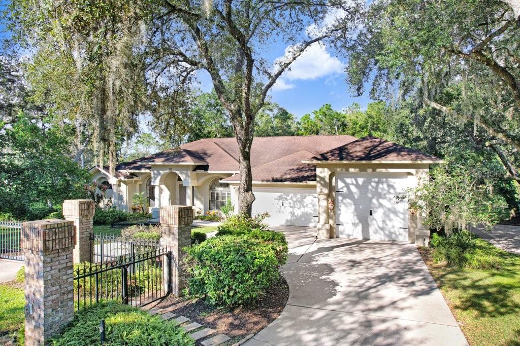 Photo of 8705 CRESCENT FOREST BOULEVARD NEW PORT RICHEY FL 34654