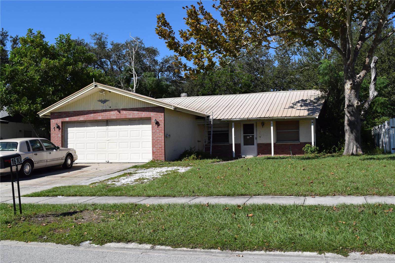Photo of 1610 AMBERLEA DRIVE DUNEDIN FL 34698
