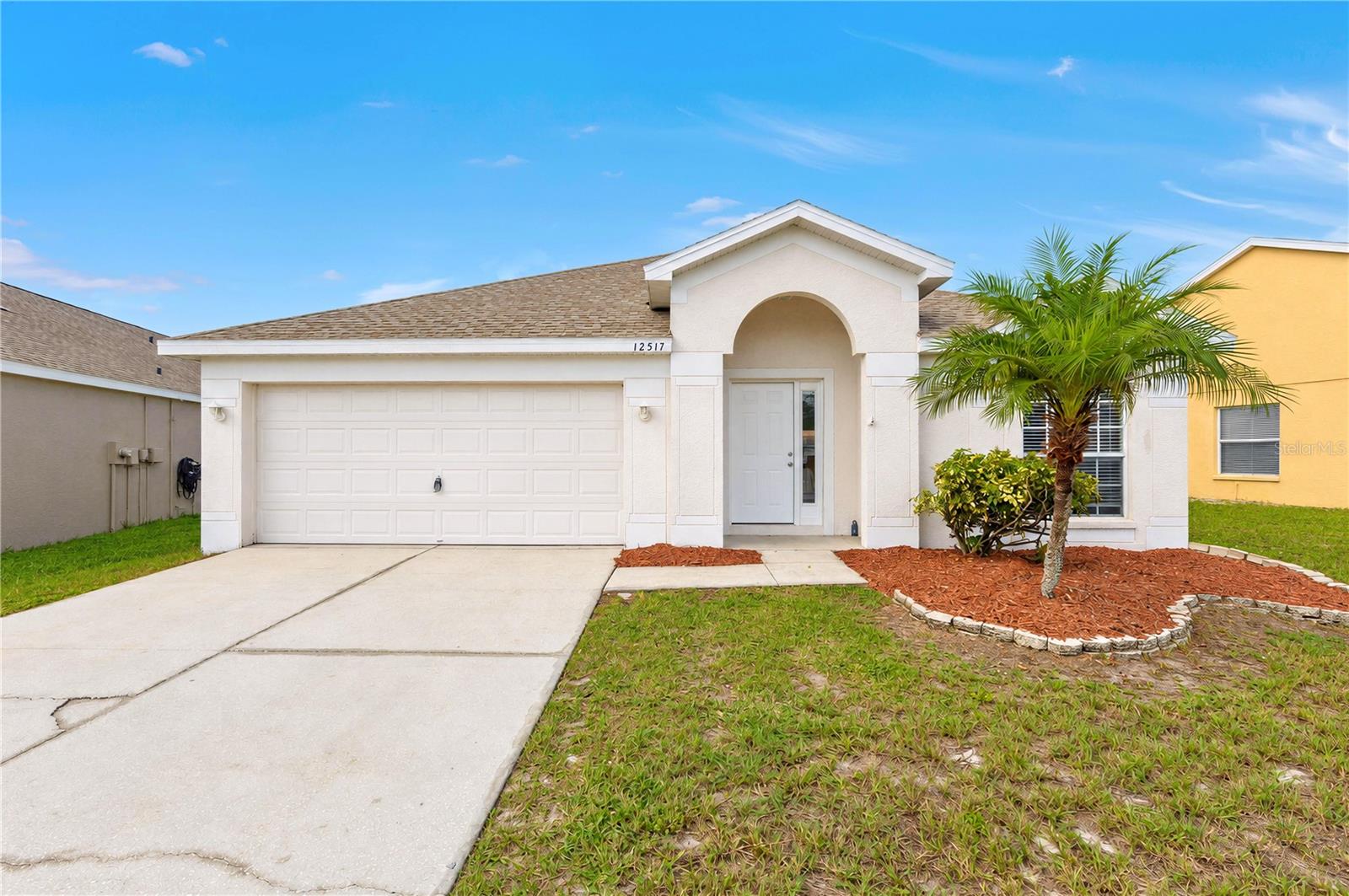 Photo of 12517 MIDPOINTE DRIVE RIVERVIEW FL 33578