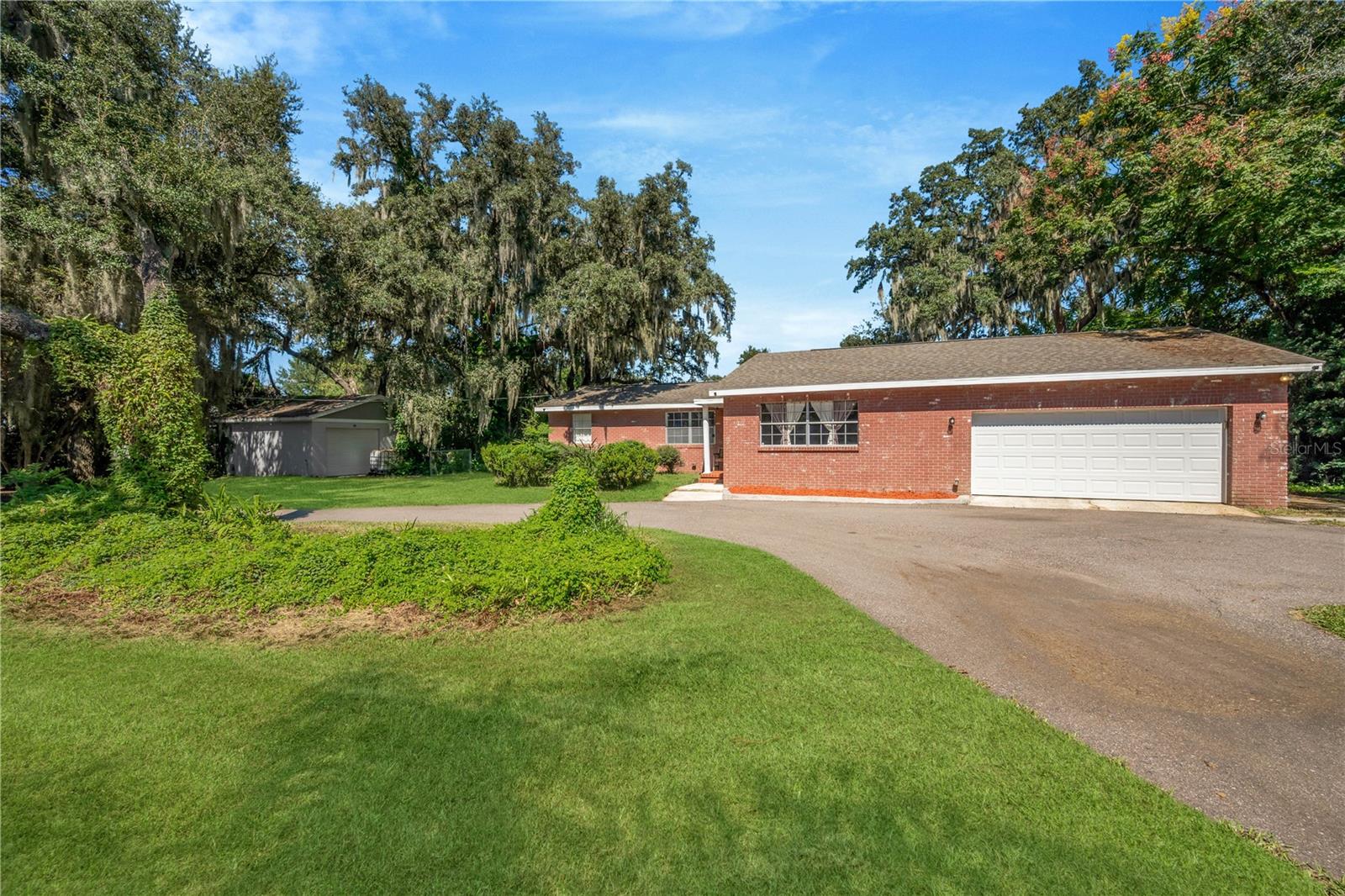 Photo of 1210 FRONT STREET VALRICO FL 33594