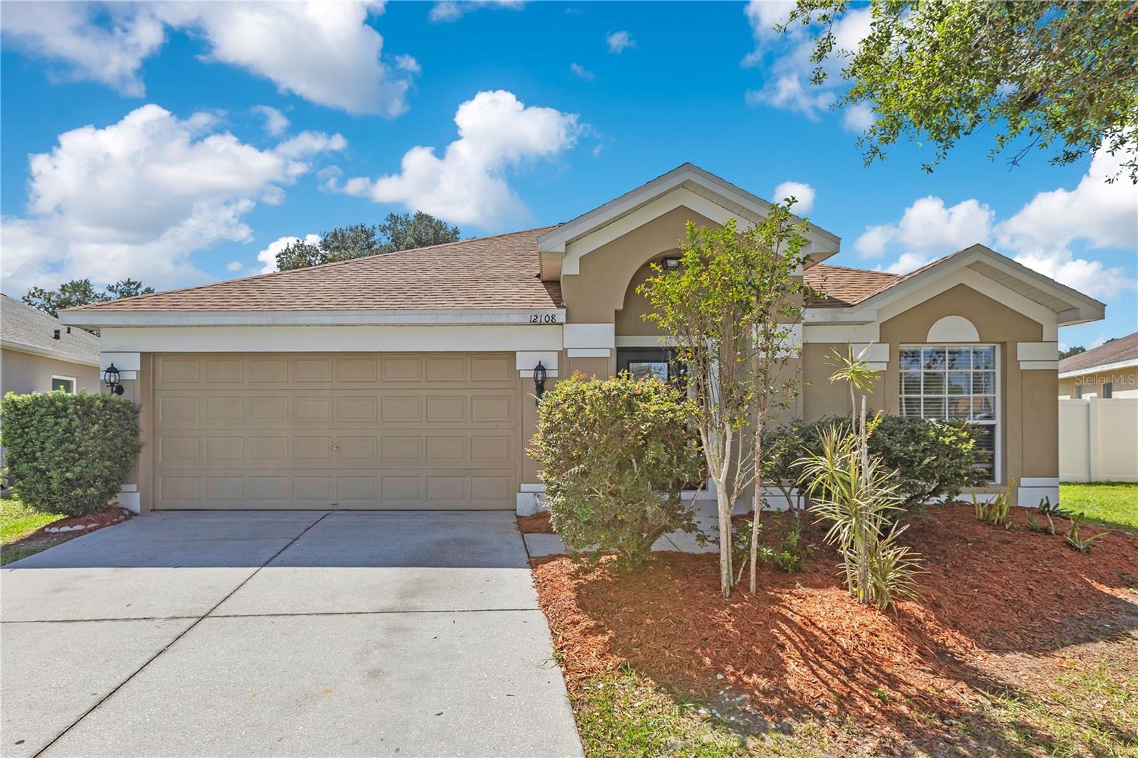 Photo of 12108 DAWN VISTA DRIVE RIVERVIEW FL 33578