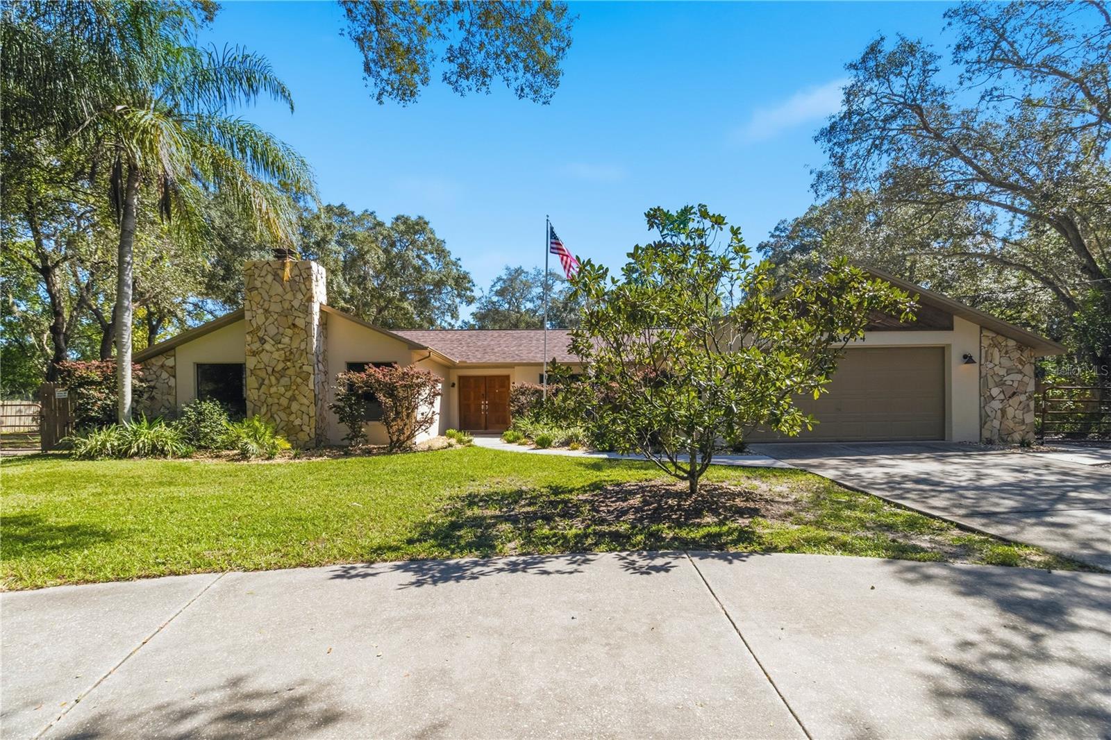 Photo of 18644 FURMAN DRIVE SPRING HILL FL 34610