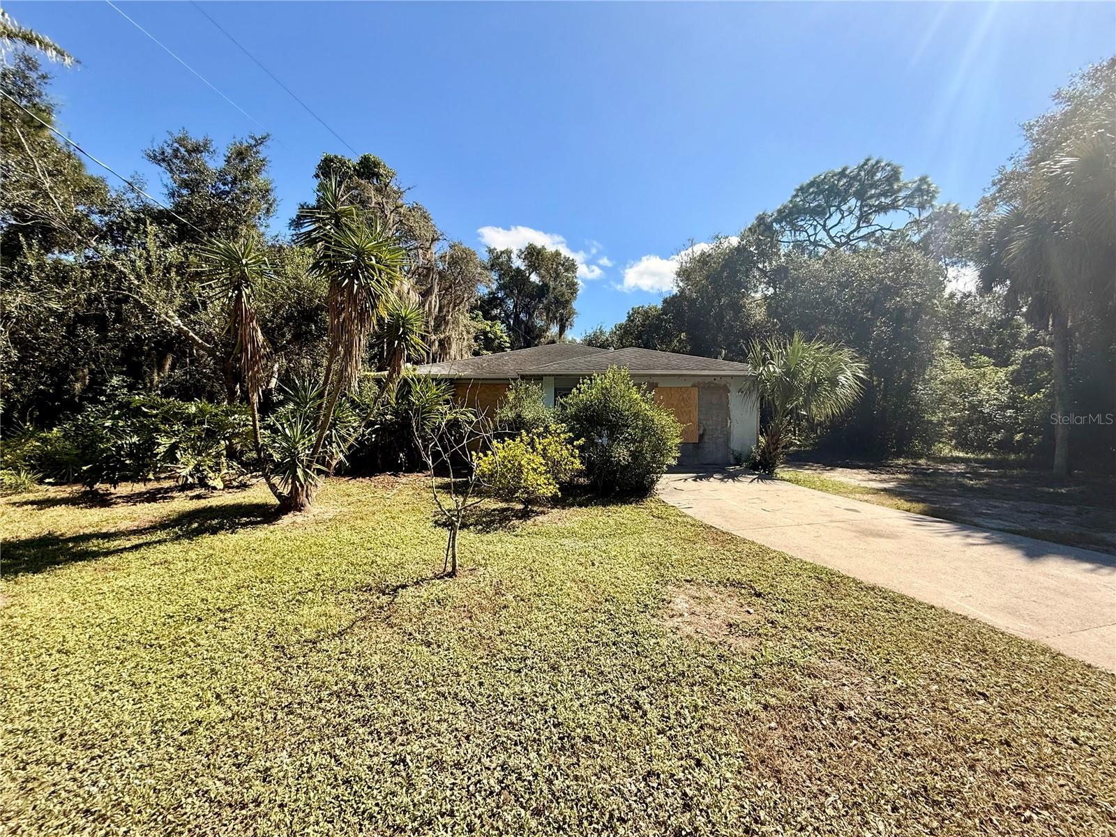 Photo of 2715 MARIGOLD AVENUE MIMS FL 32754