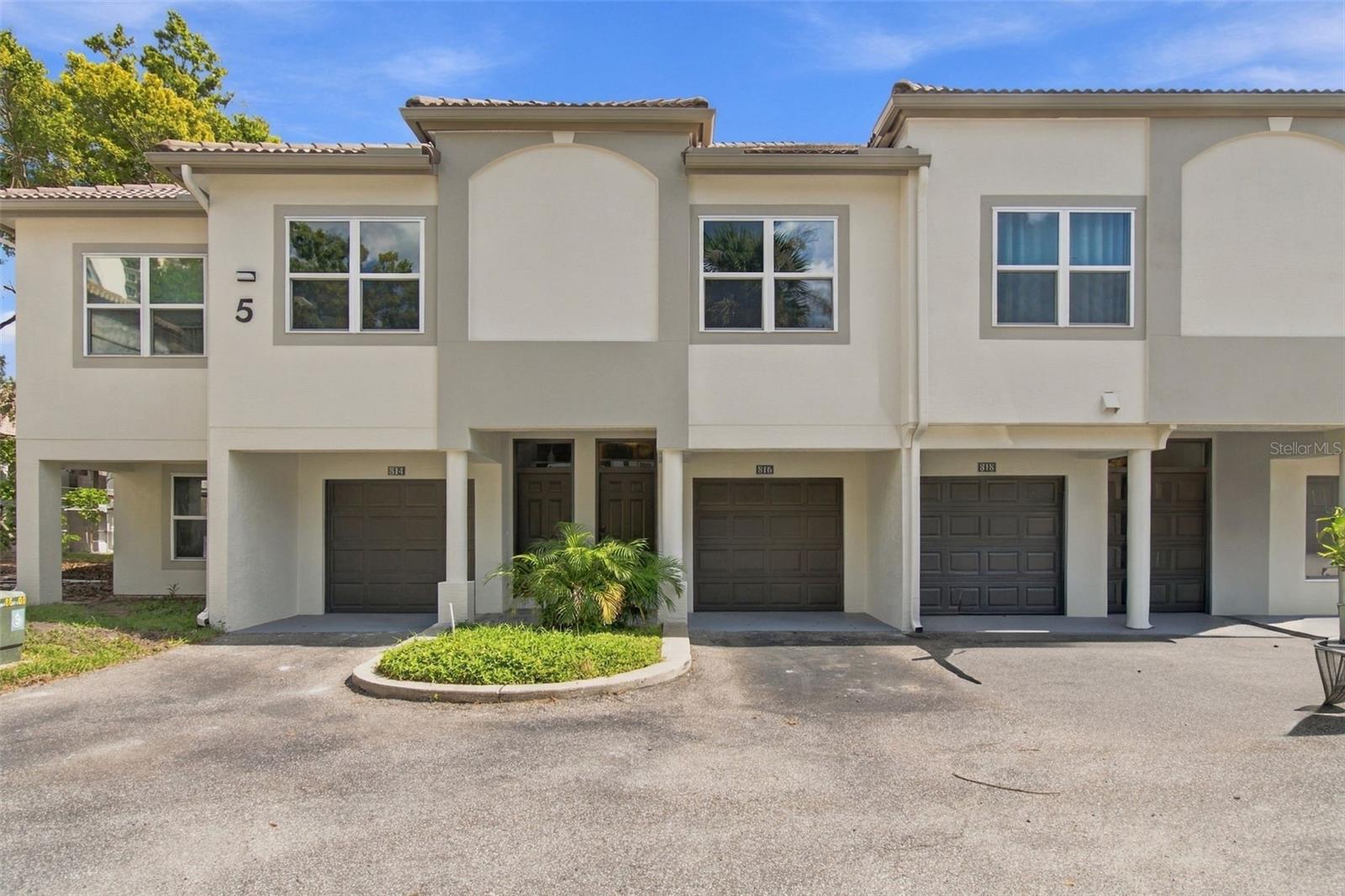 Photo of 816 NORMANDY TRACE ROAD TAMPA FL 33602