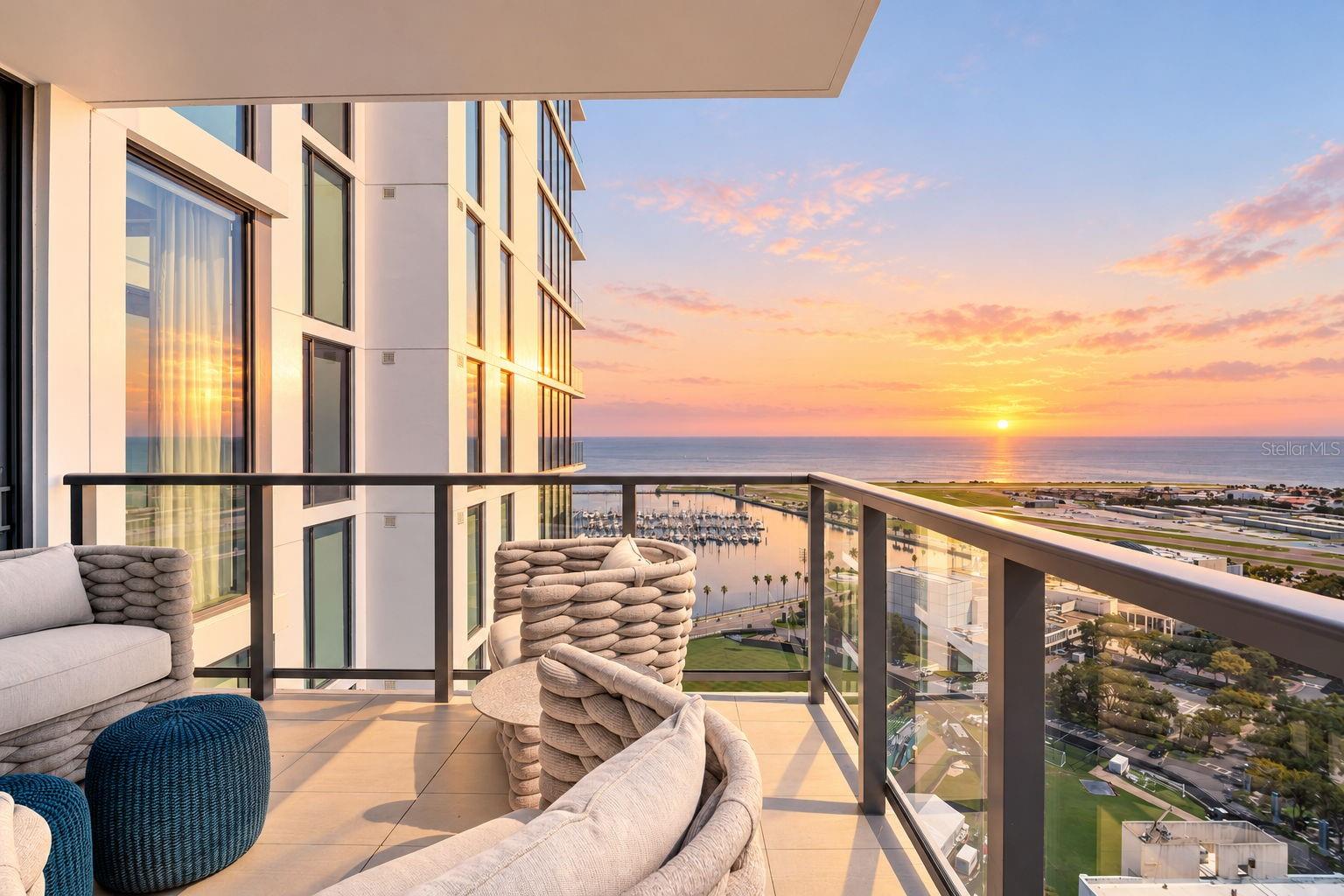 Photo of 301 1ST STREET #2507 ST PETERSBURG FL 33701