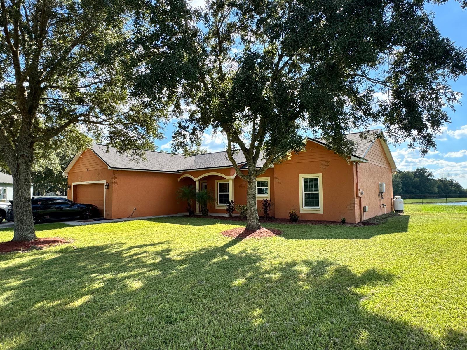 Photo of 5223 PANCHO VILLA LANE PLANT CITY FL 33566