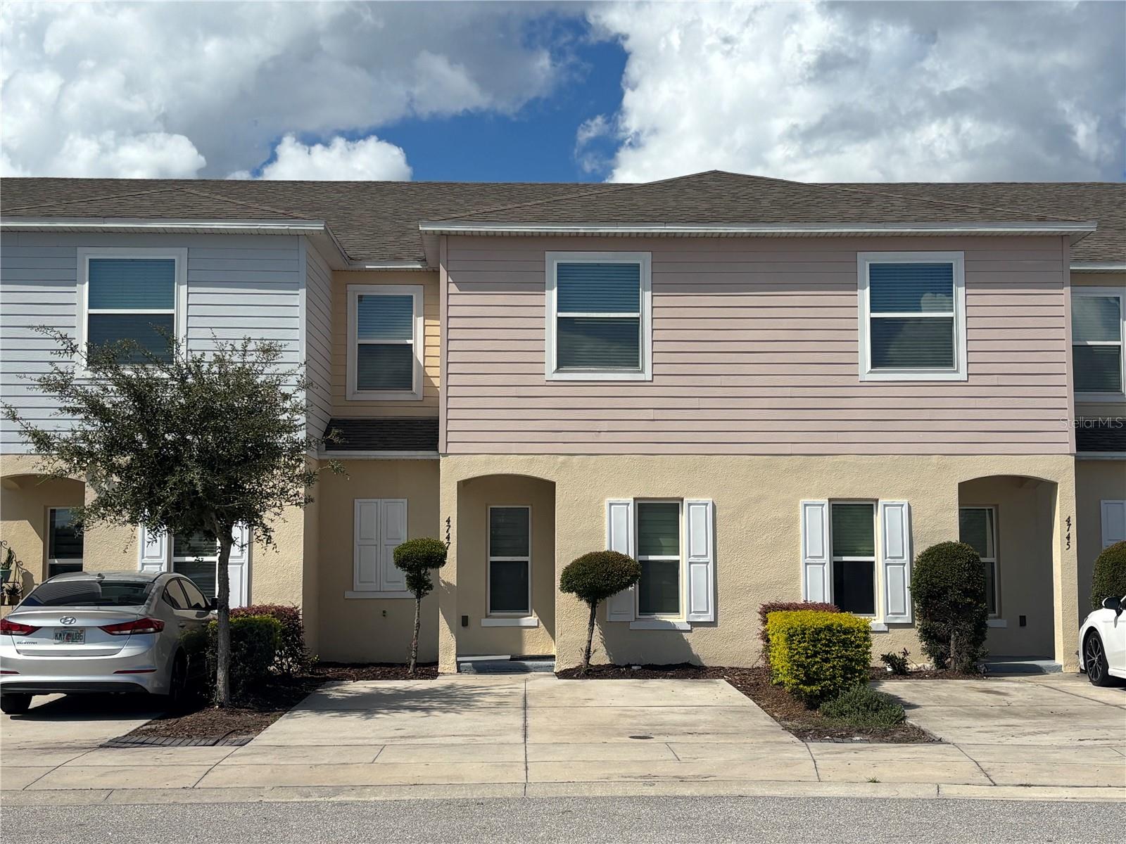 Photo of 4747 CORAL CASTLE DRIVE KISSIMMEE FL 34746