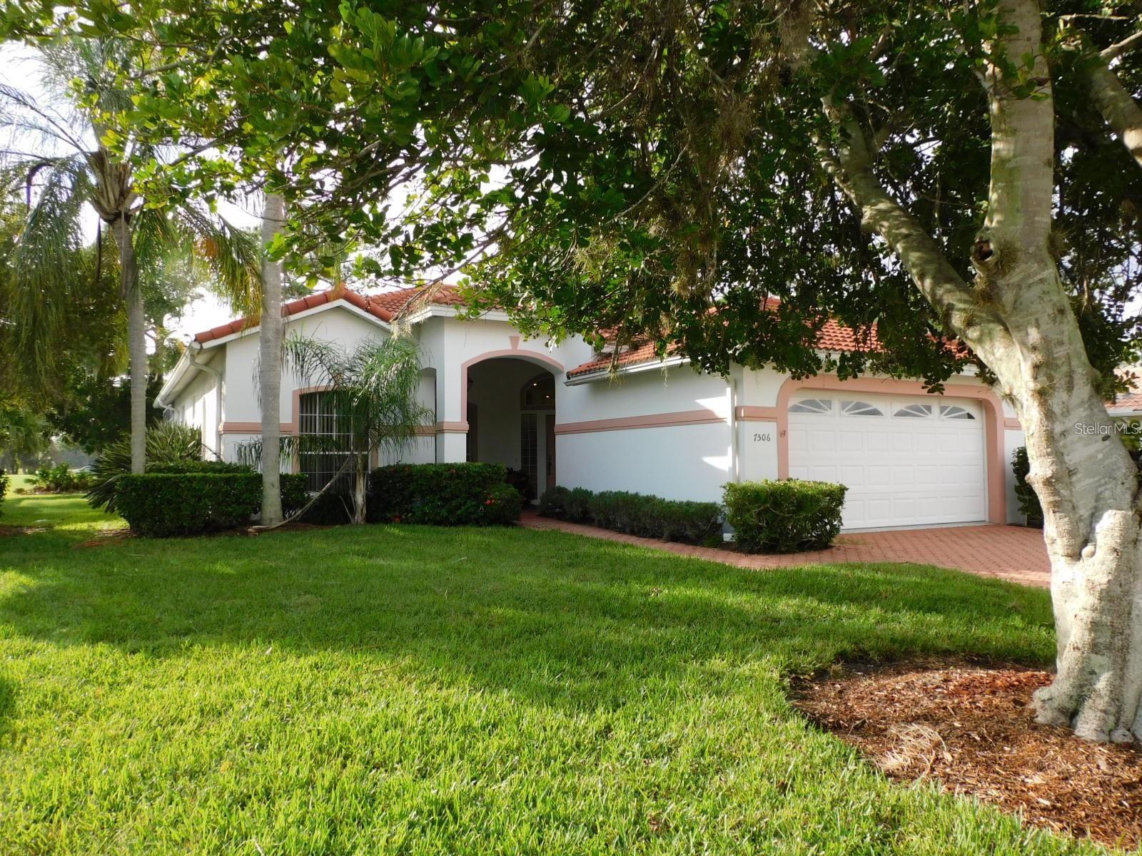 Photo of 7506 FAIRLINKS COURT SARASOTA FL 34243